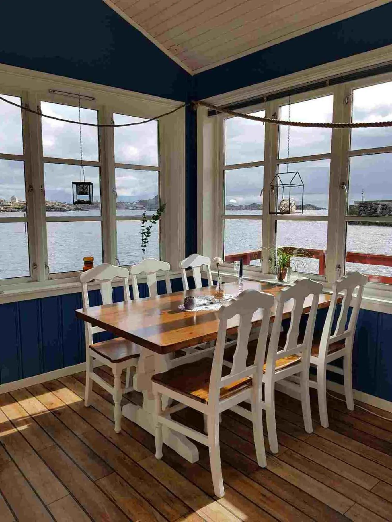 Restaurant/places to eat in Å Rorbuer - by Classic Norway Hotels