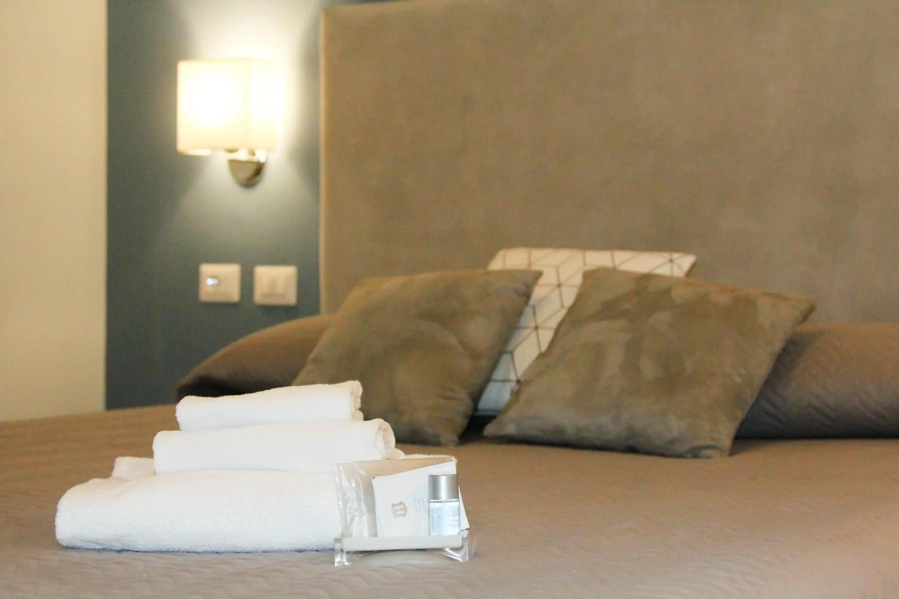 Decorative detail, Bed in Eighty Four Rooms