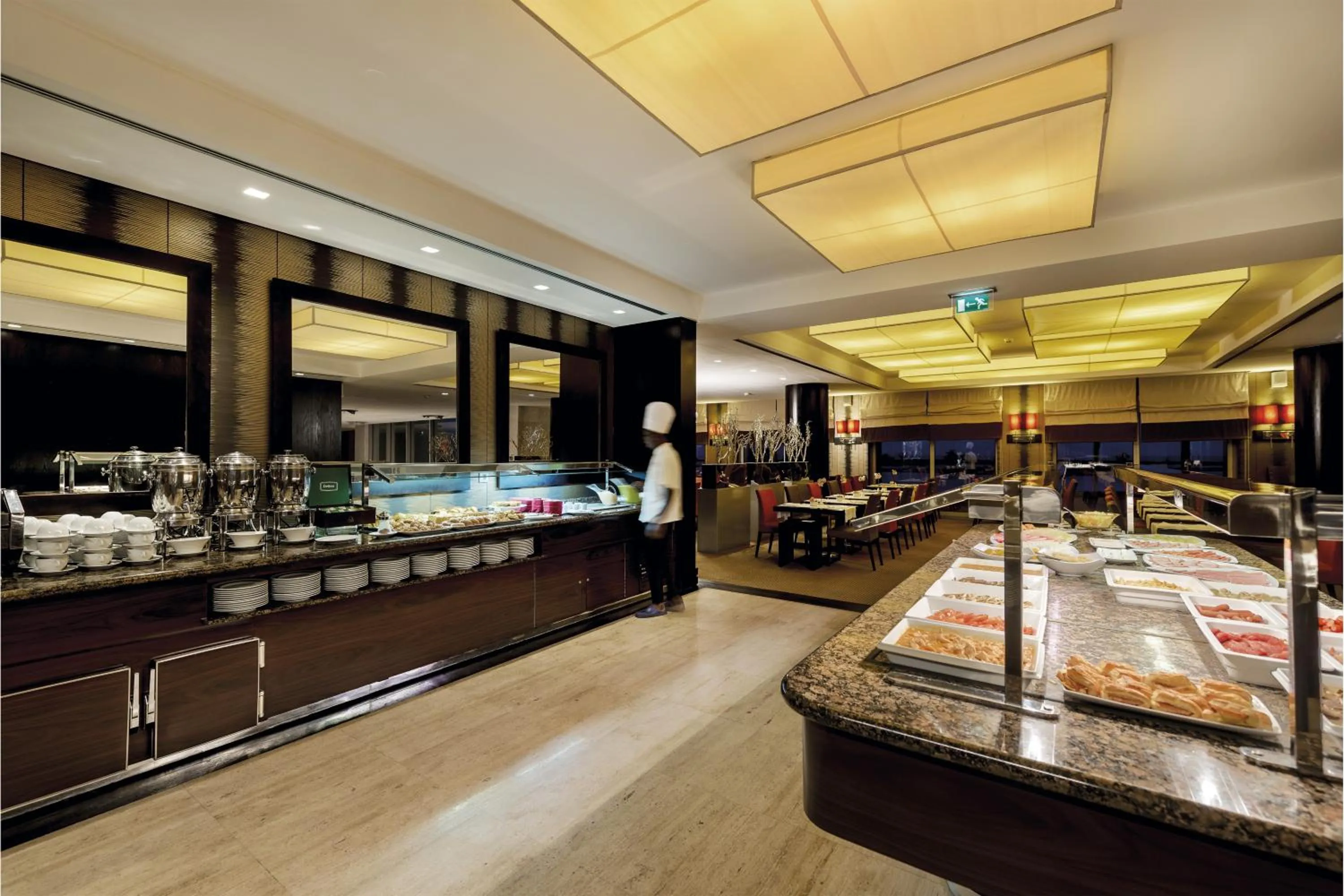 Restaurant/places to eat in Hotel Baia