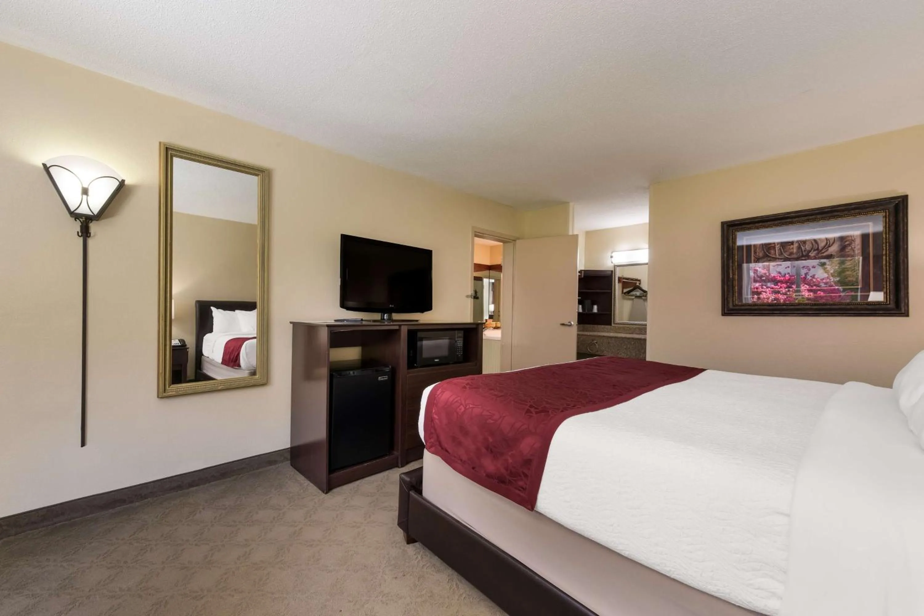 Bedroom, Bed in The Lodge at Banner Elk