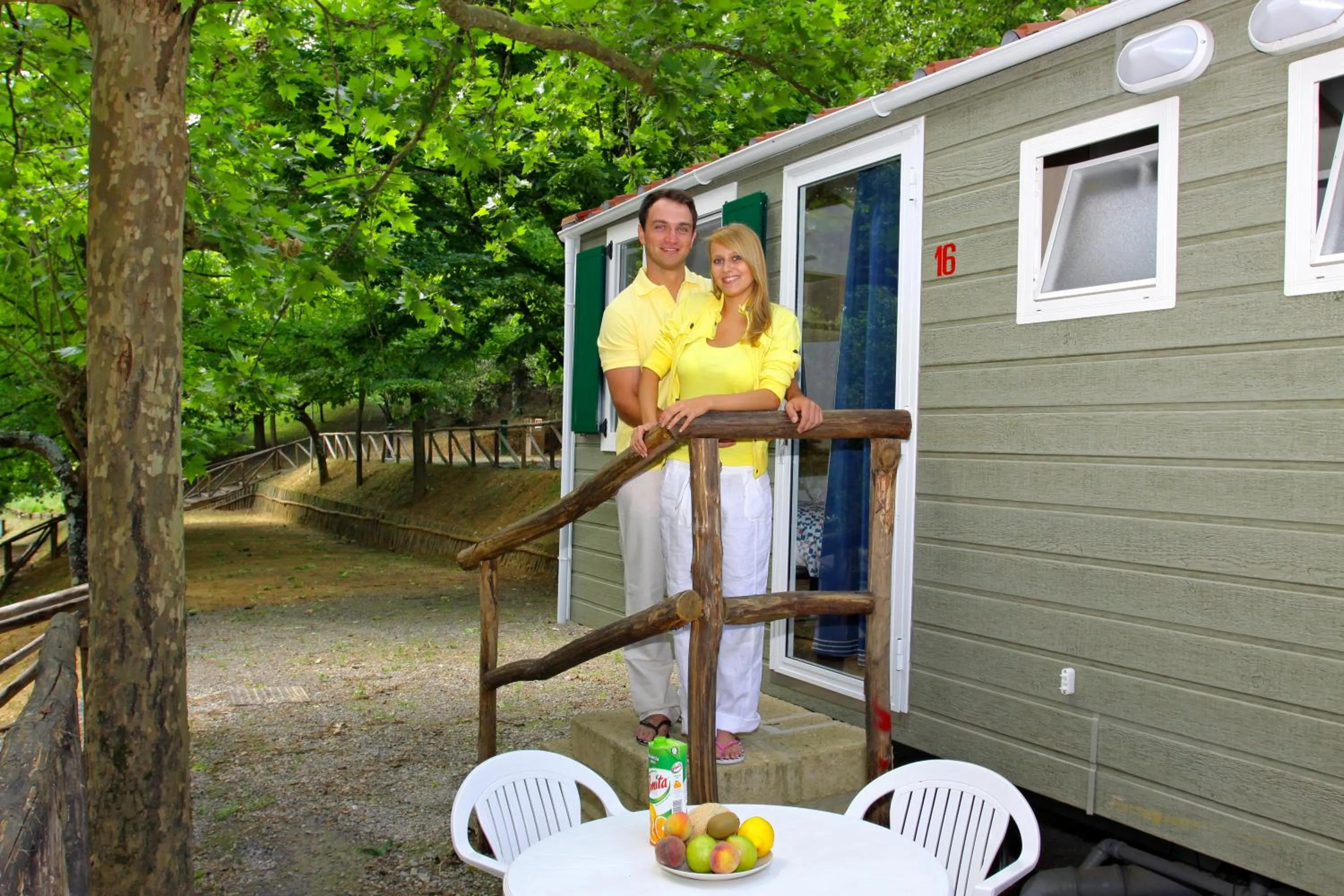 Patio in Camping Siena Colleverde