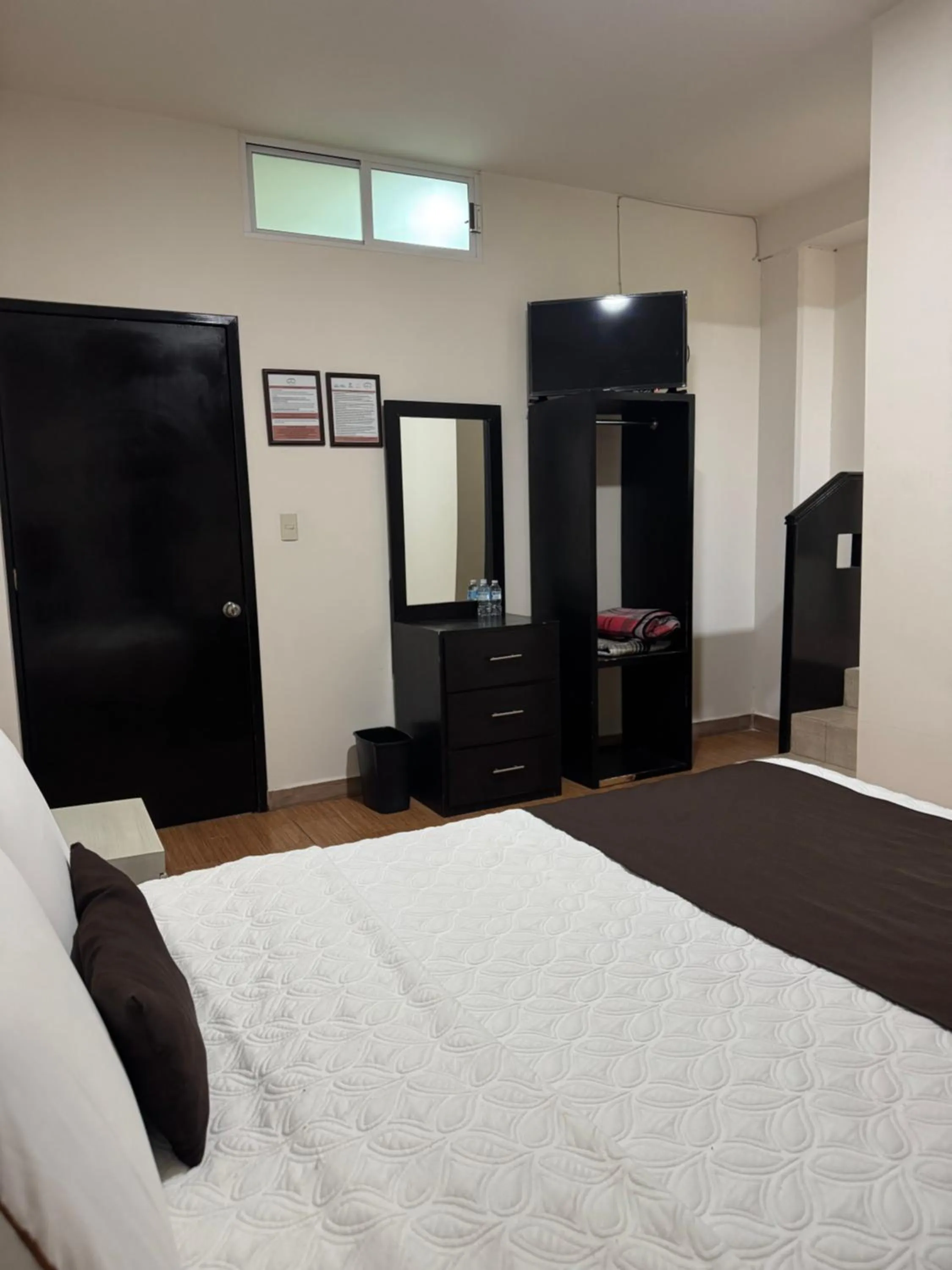 Photo of the whole room, Bed in Hotel Royal Puebla