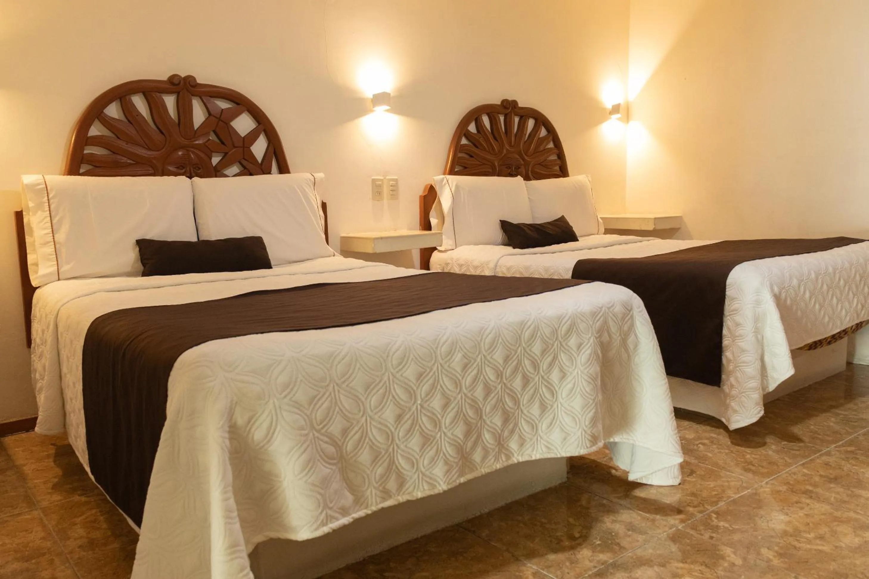 Bedroom, Bed in Hotel Royal Puebla