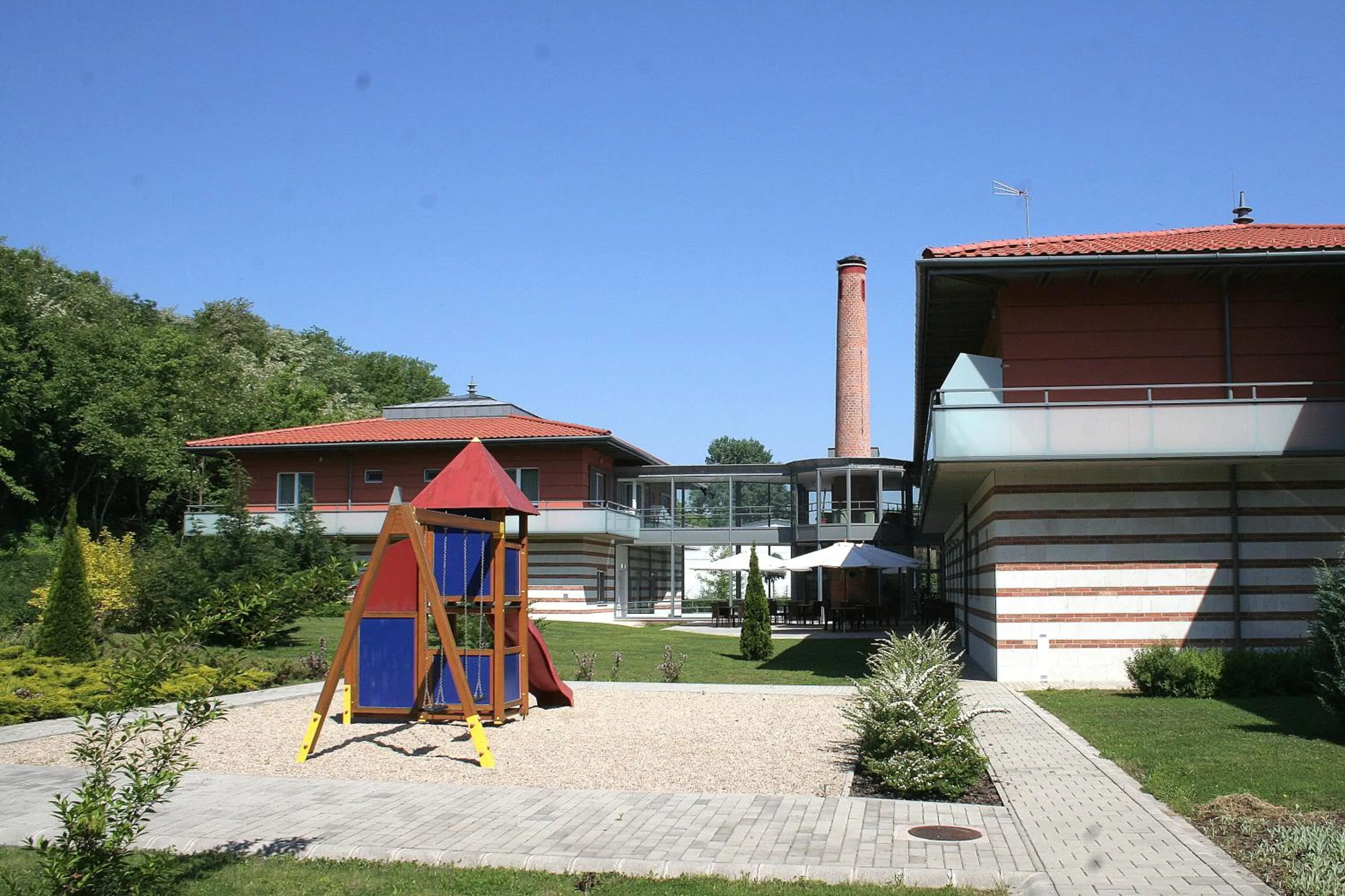 Property building in Hotel Kelep