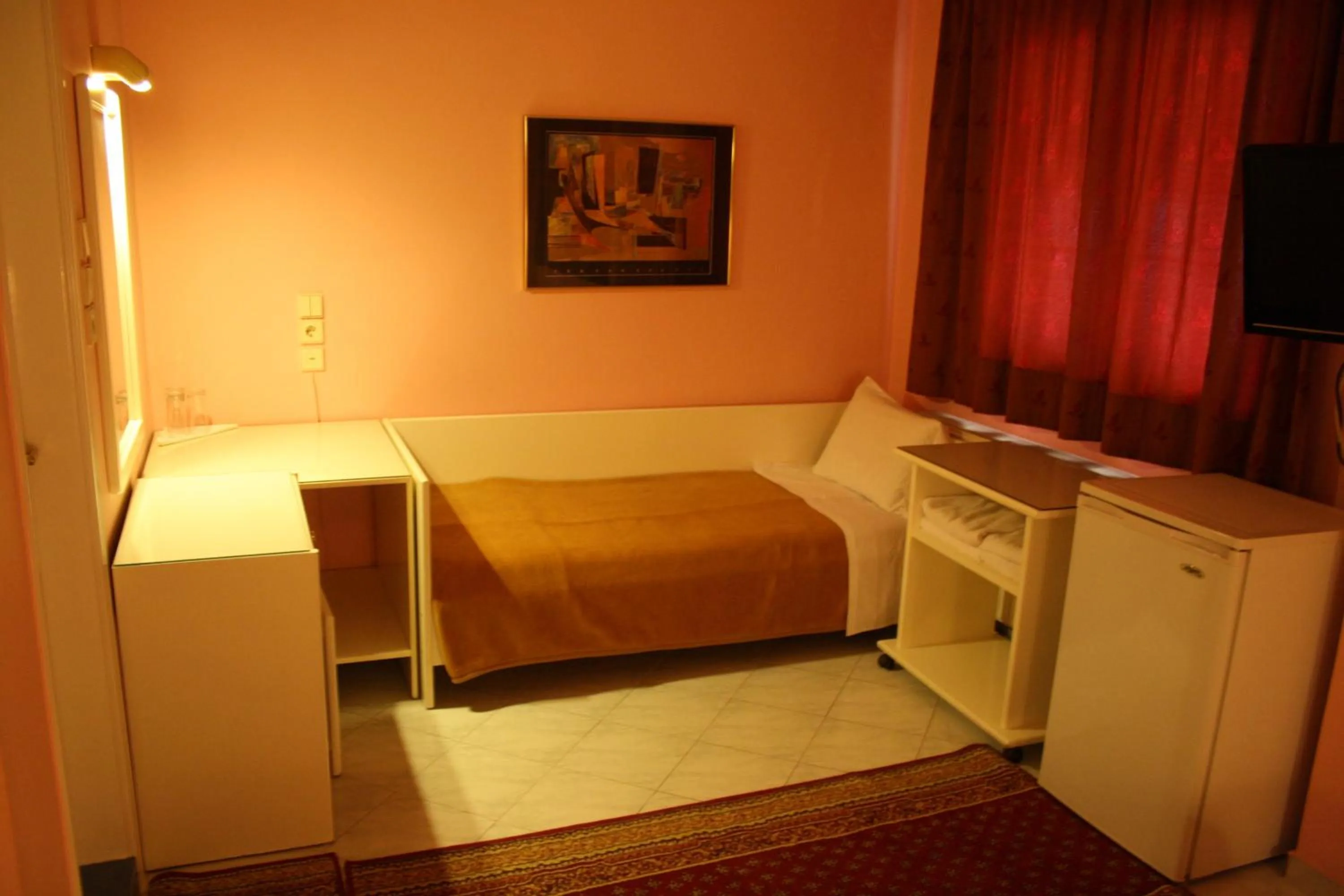 Bed in Hotel Avra