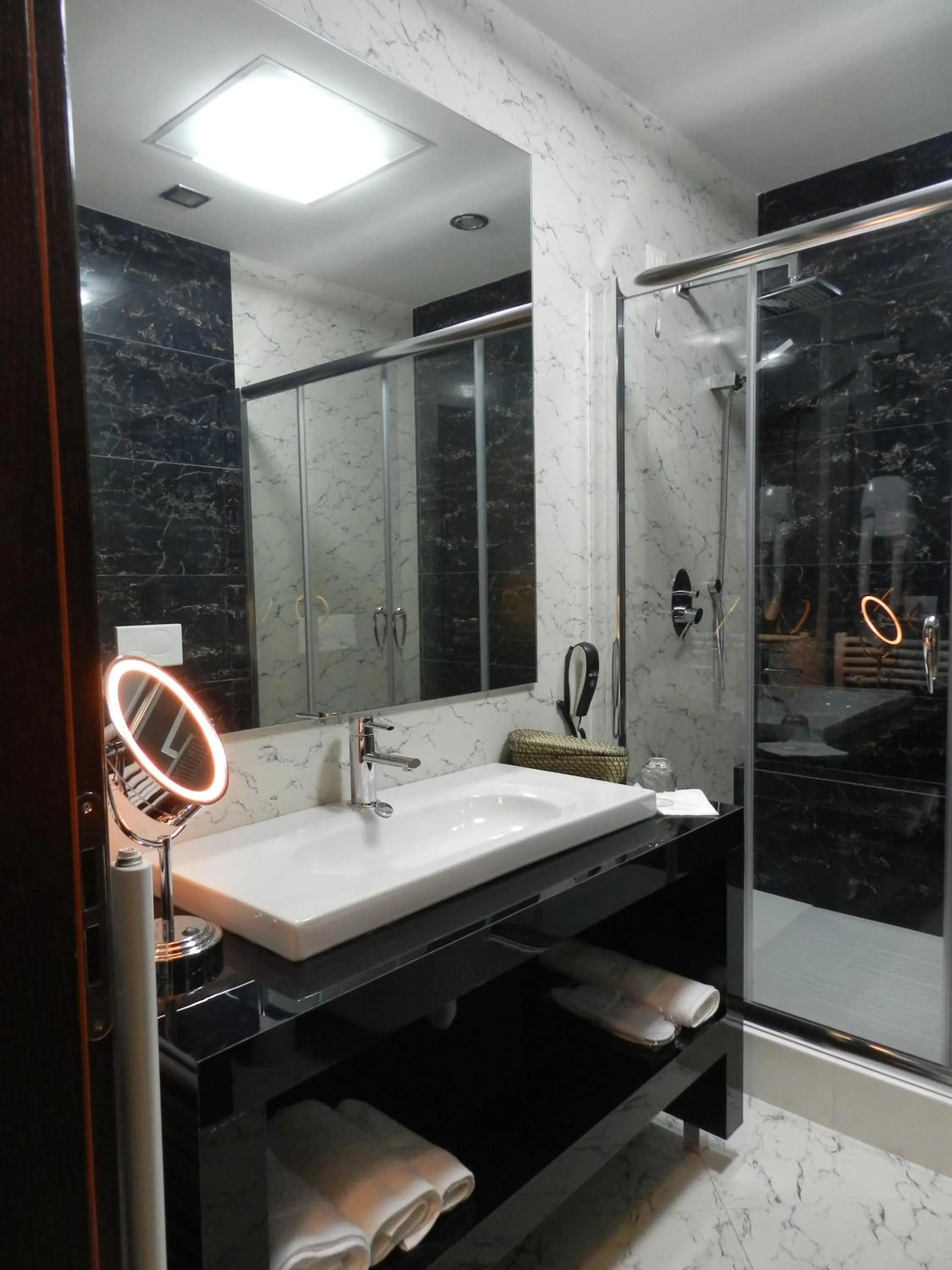 Bathroom in Boutique Hotel Kotoni