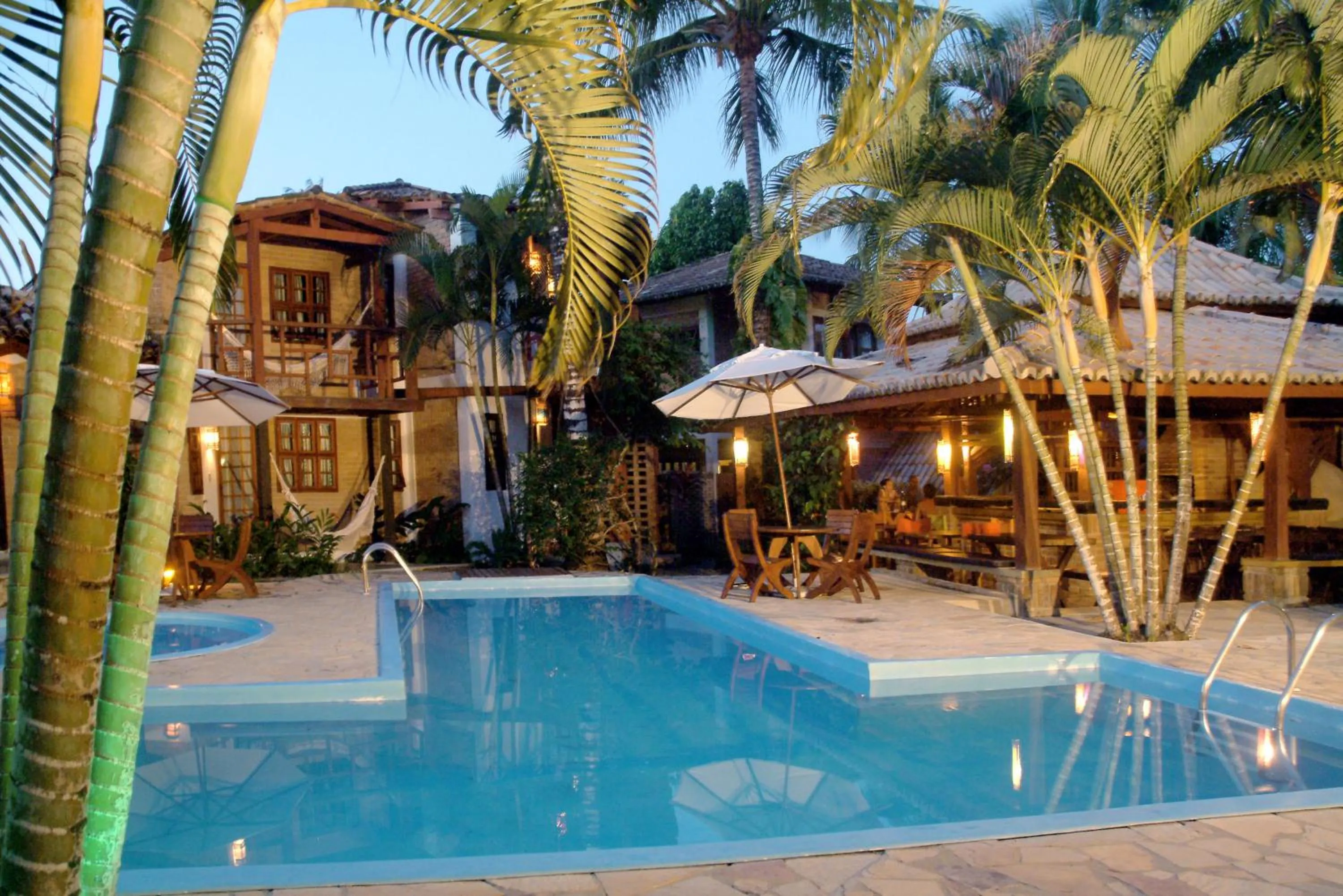 Swimming pool in Pousada Arraial Candeia