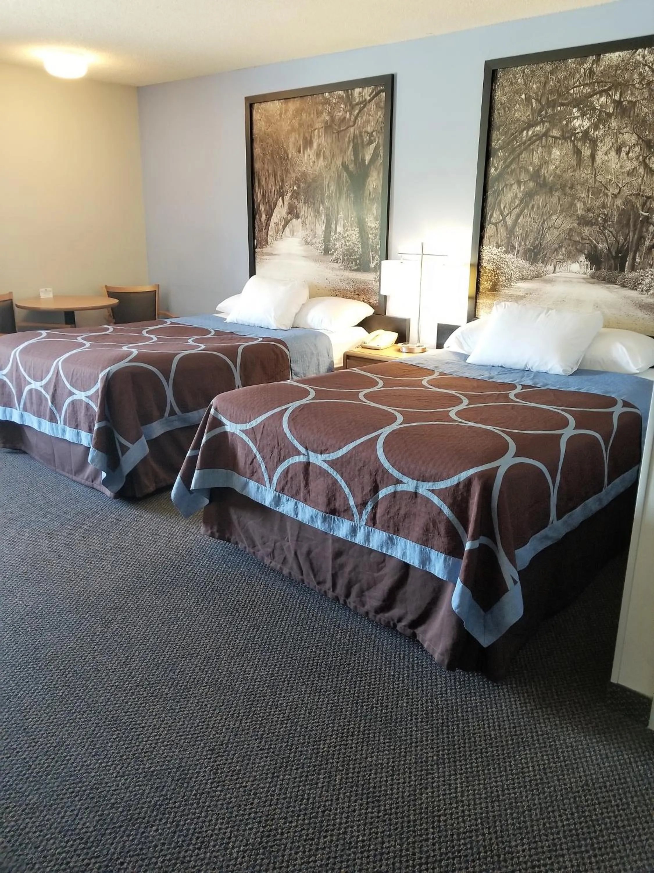 Bed in Super 8 by Wyndham Valdosta GA I-75