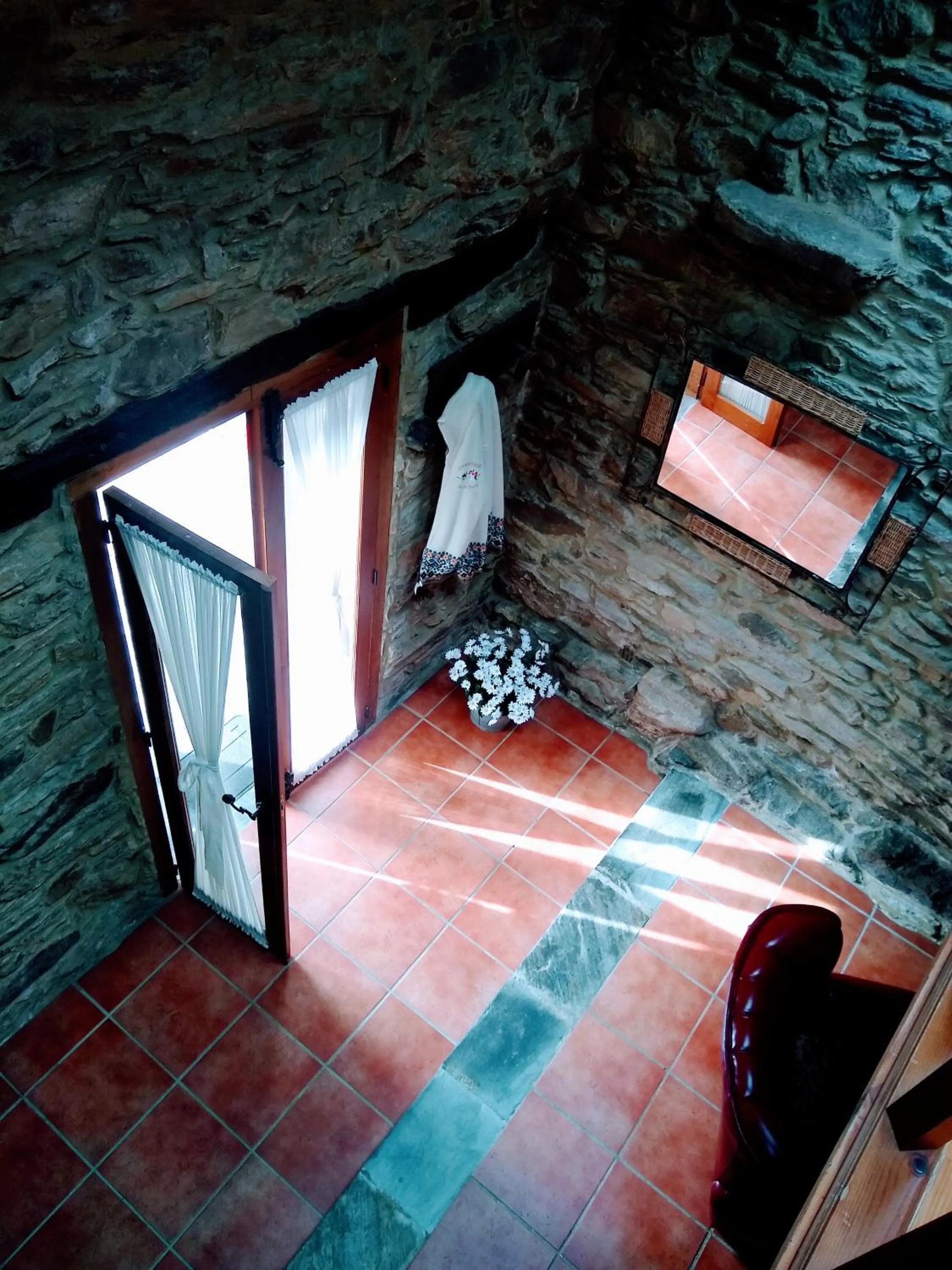 Facade/entrance in Casa Pacios by M de Santiago