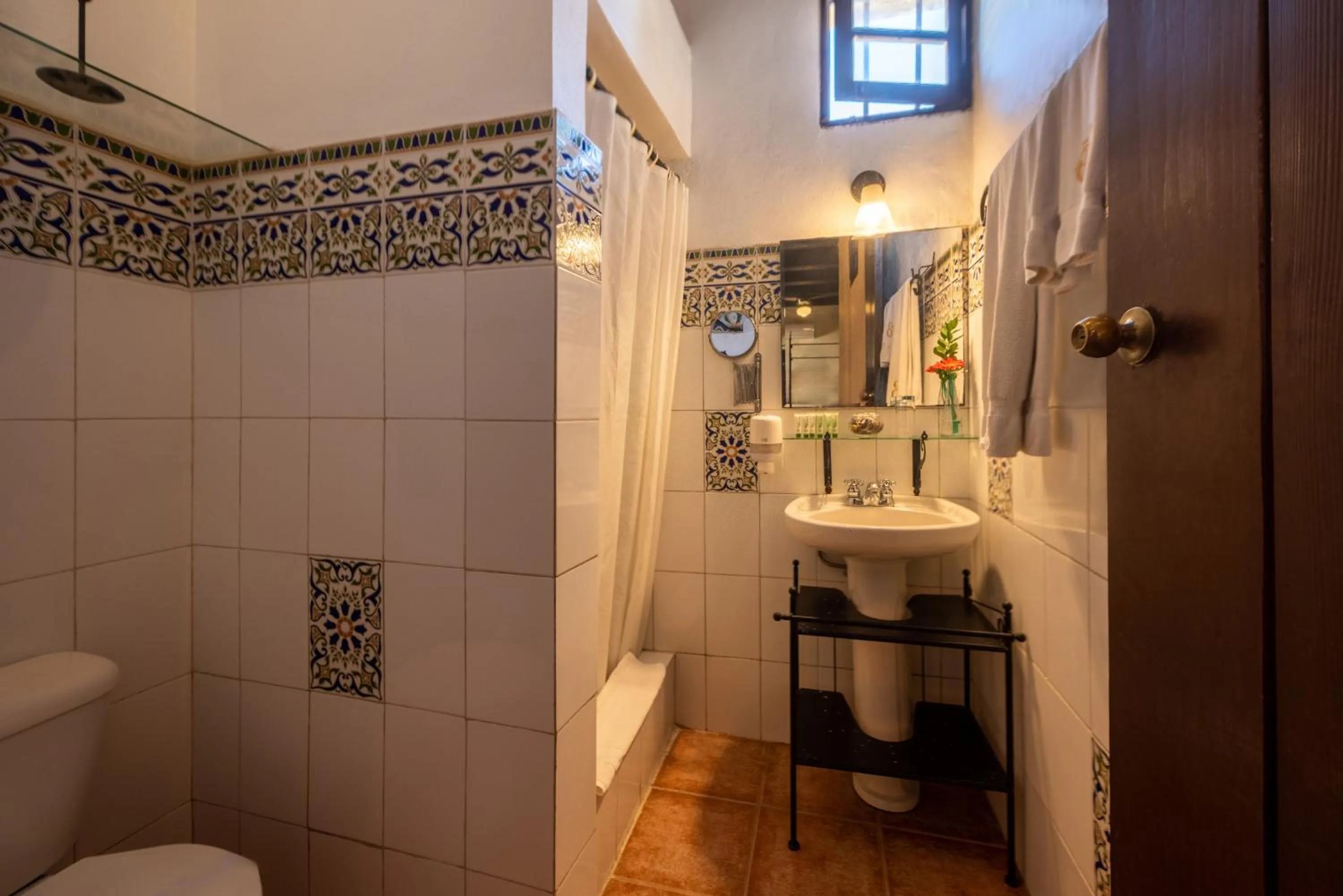 Bathroom in El Beaterio Casa Museo