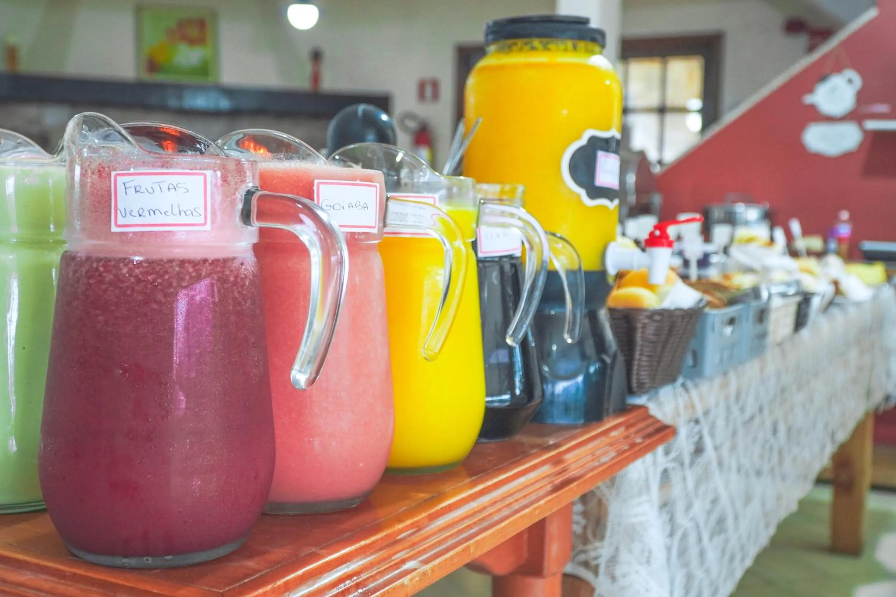 Breakfast in VELINN Hotel Ninho do Falcão