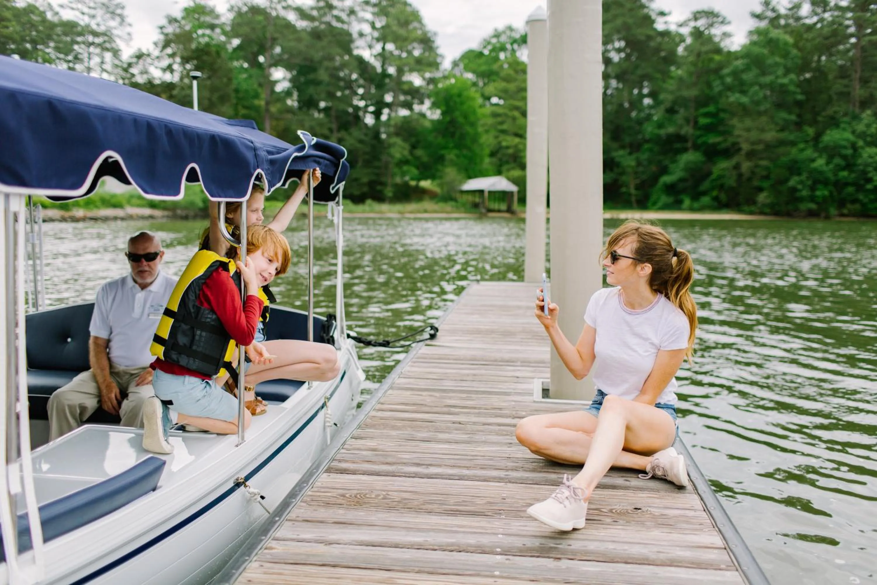 People in The Tides Inn