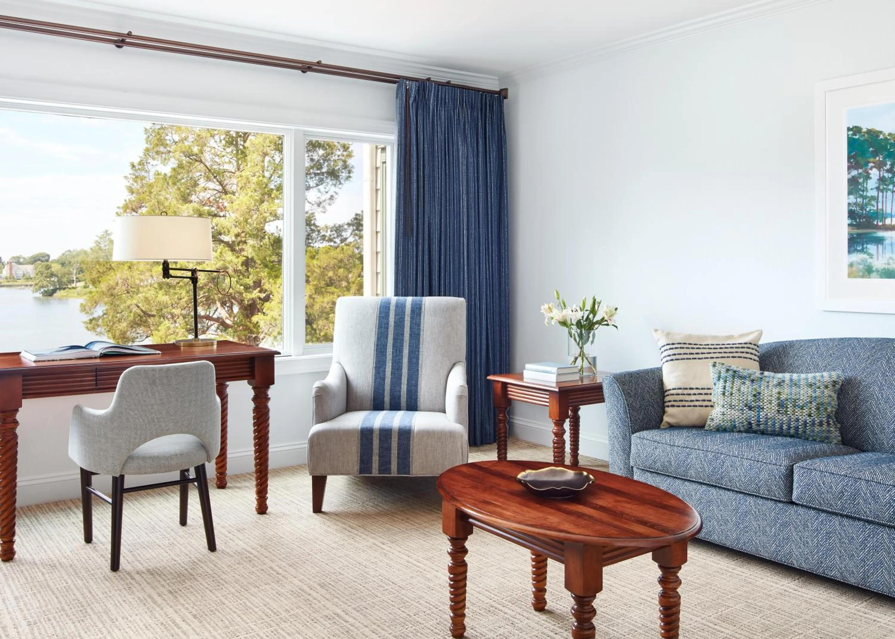 Seating area in The Tides Inn