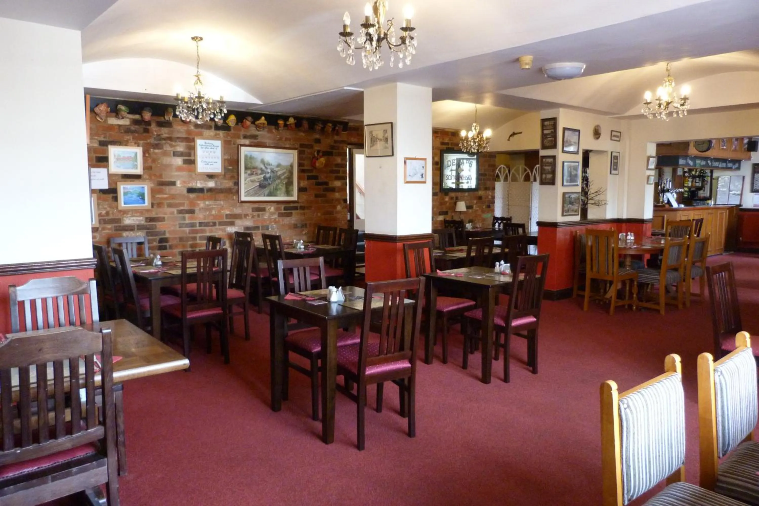Restaurant/places to eat in Railway Inn