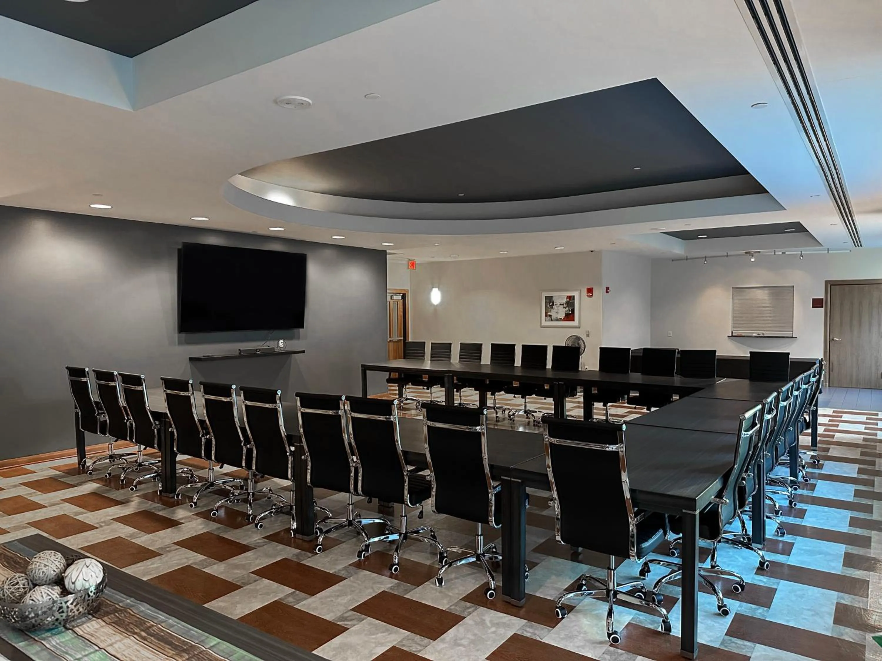 Meeting/conference room in Broadway Plaza, Trademark Collection by Wyndham