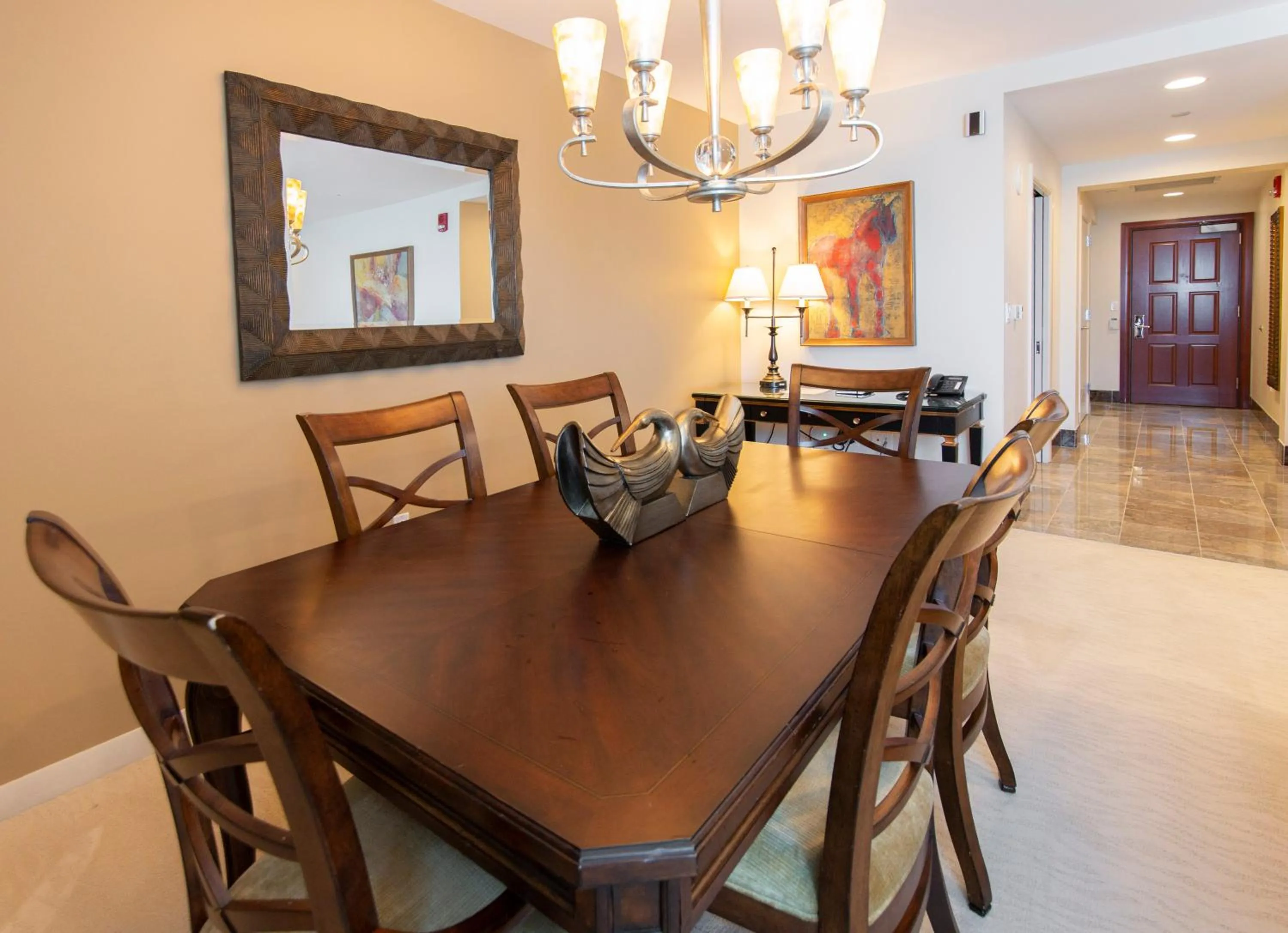 Dining area in Broadway Plaza, Trademark Collection by Wyndham