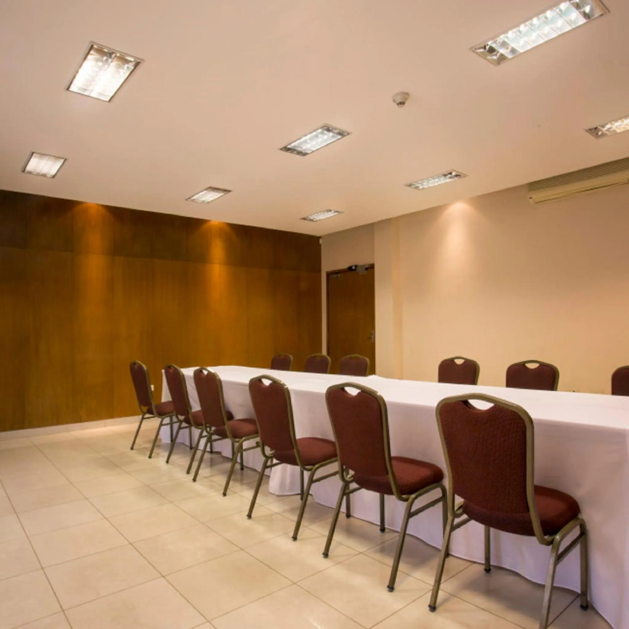 Meeting/conference room in Gran Bourbon Hotel Asuncion
