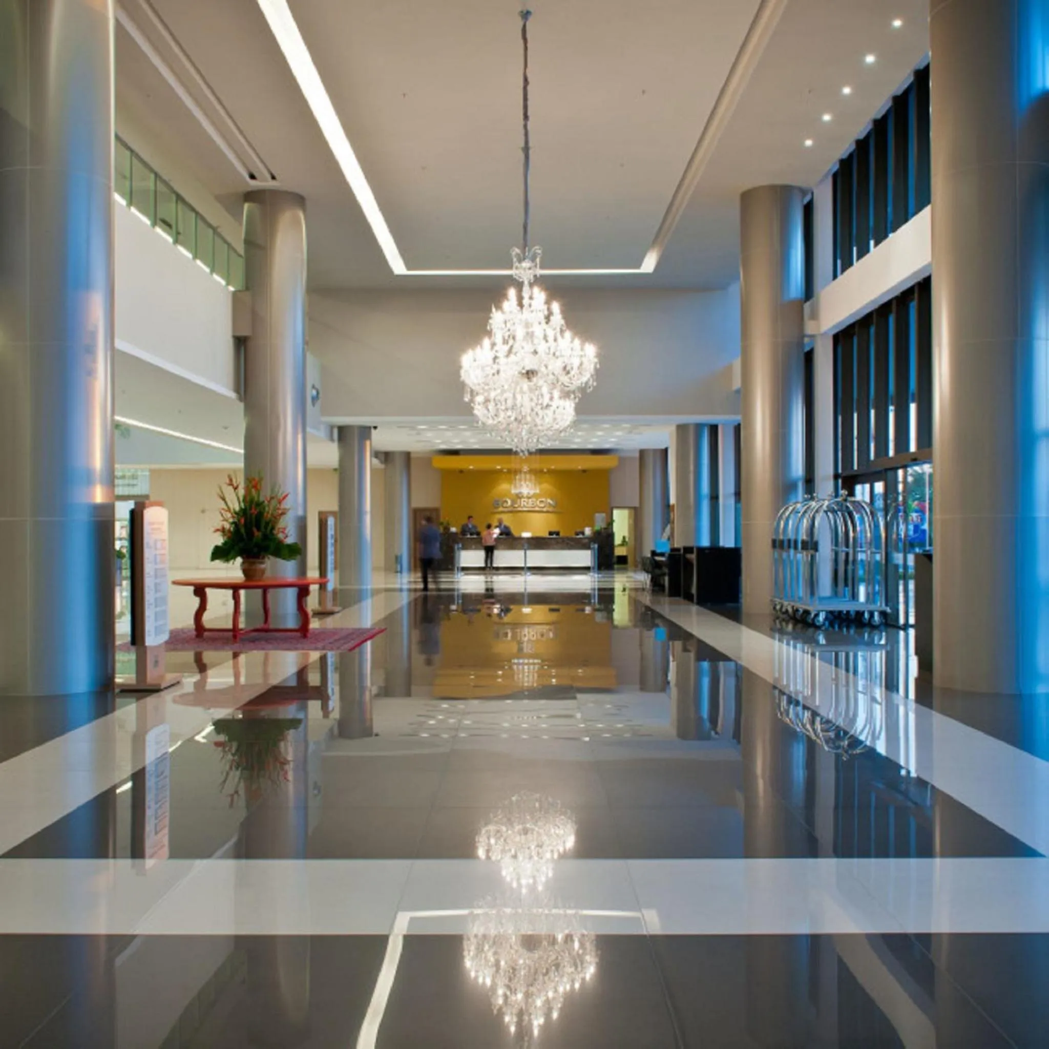 Lobby or reception in Gran Bourbon Hotel Asuncion