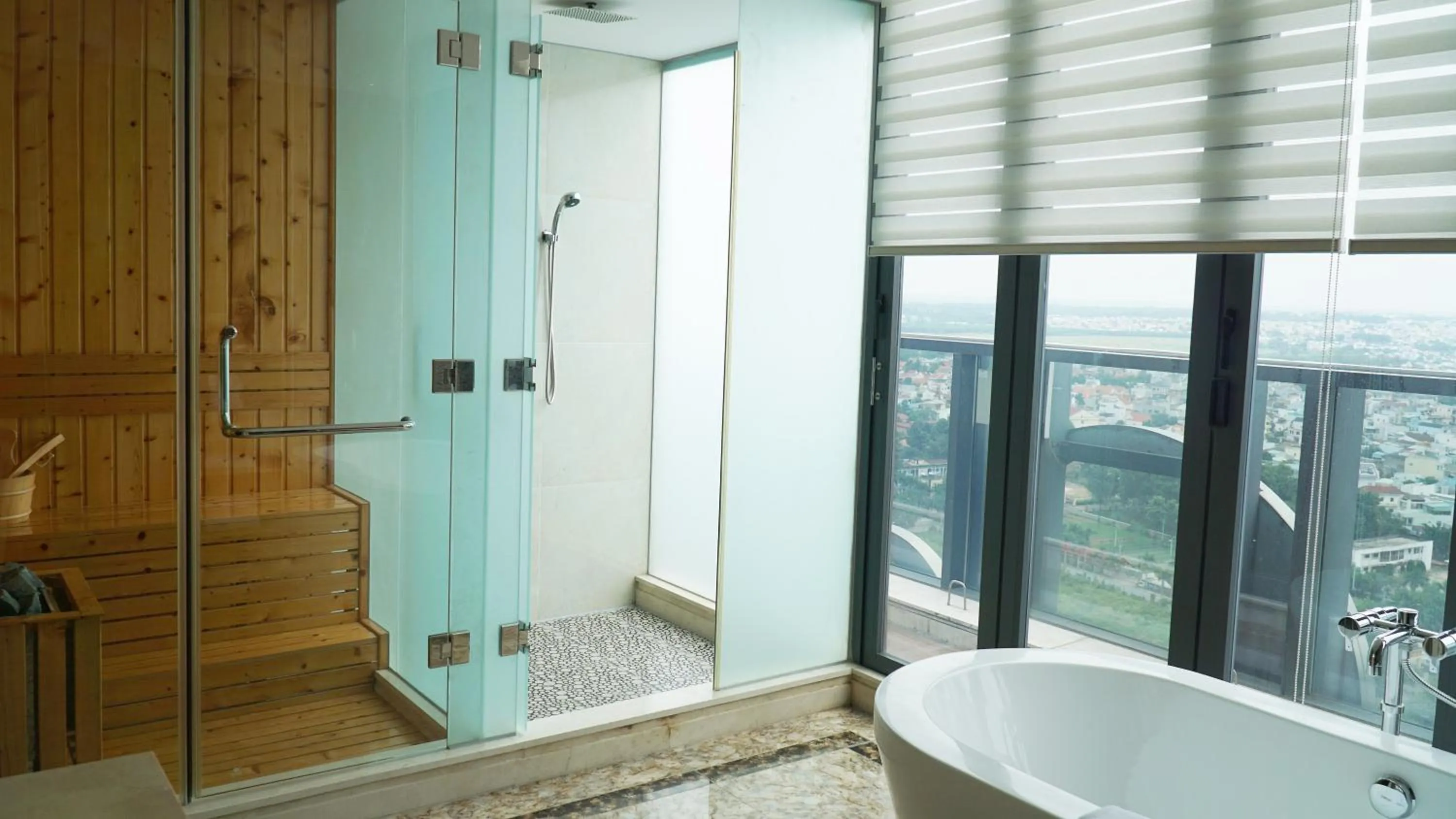 Bathroom in The Mira Central Park Hotel