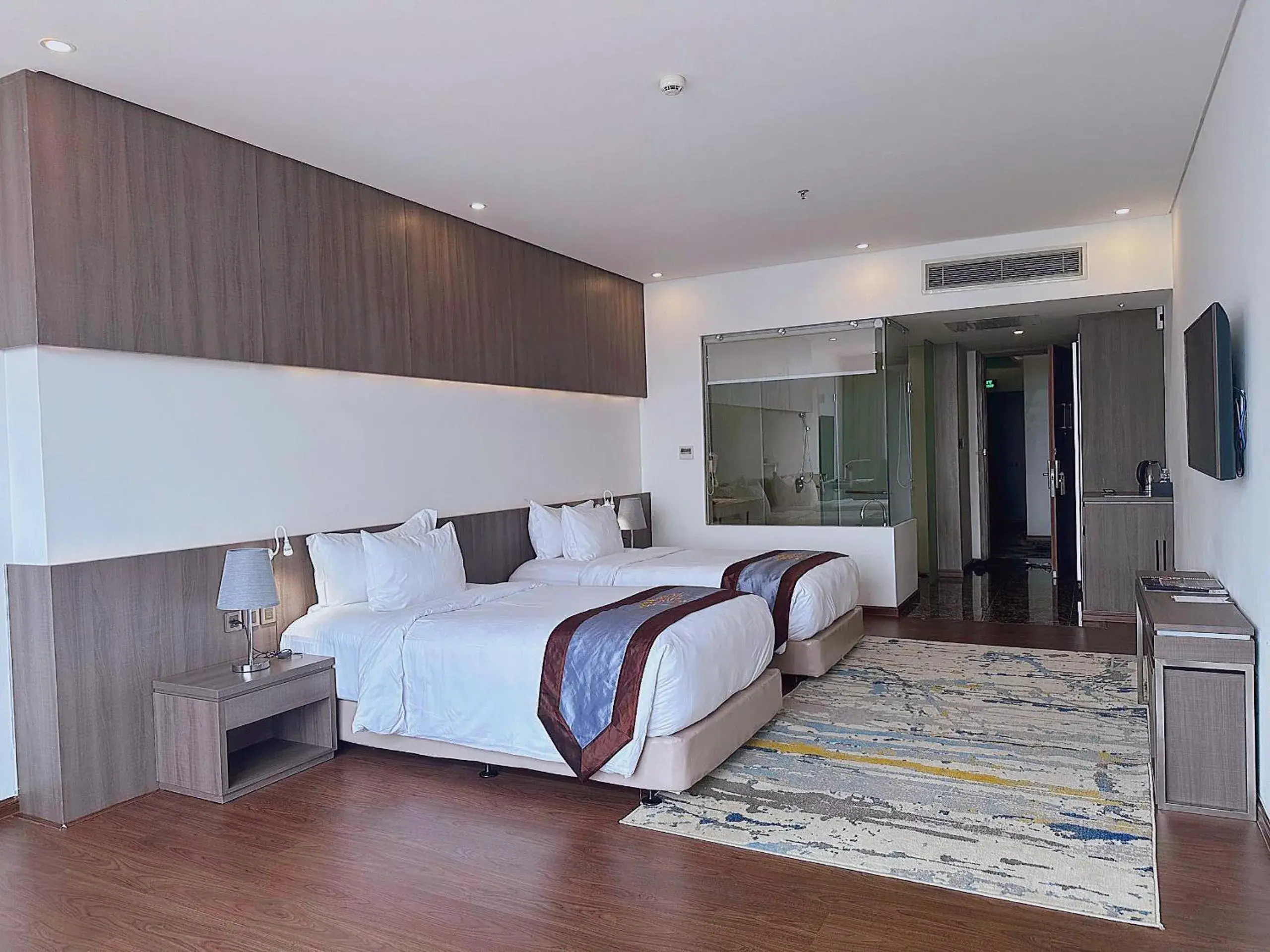 Premier Twin Room in The Mira Central Park Hotel Premier Twin Room in The Mira Central Park Hotel