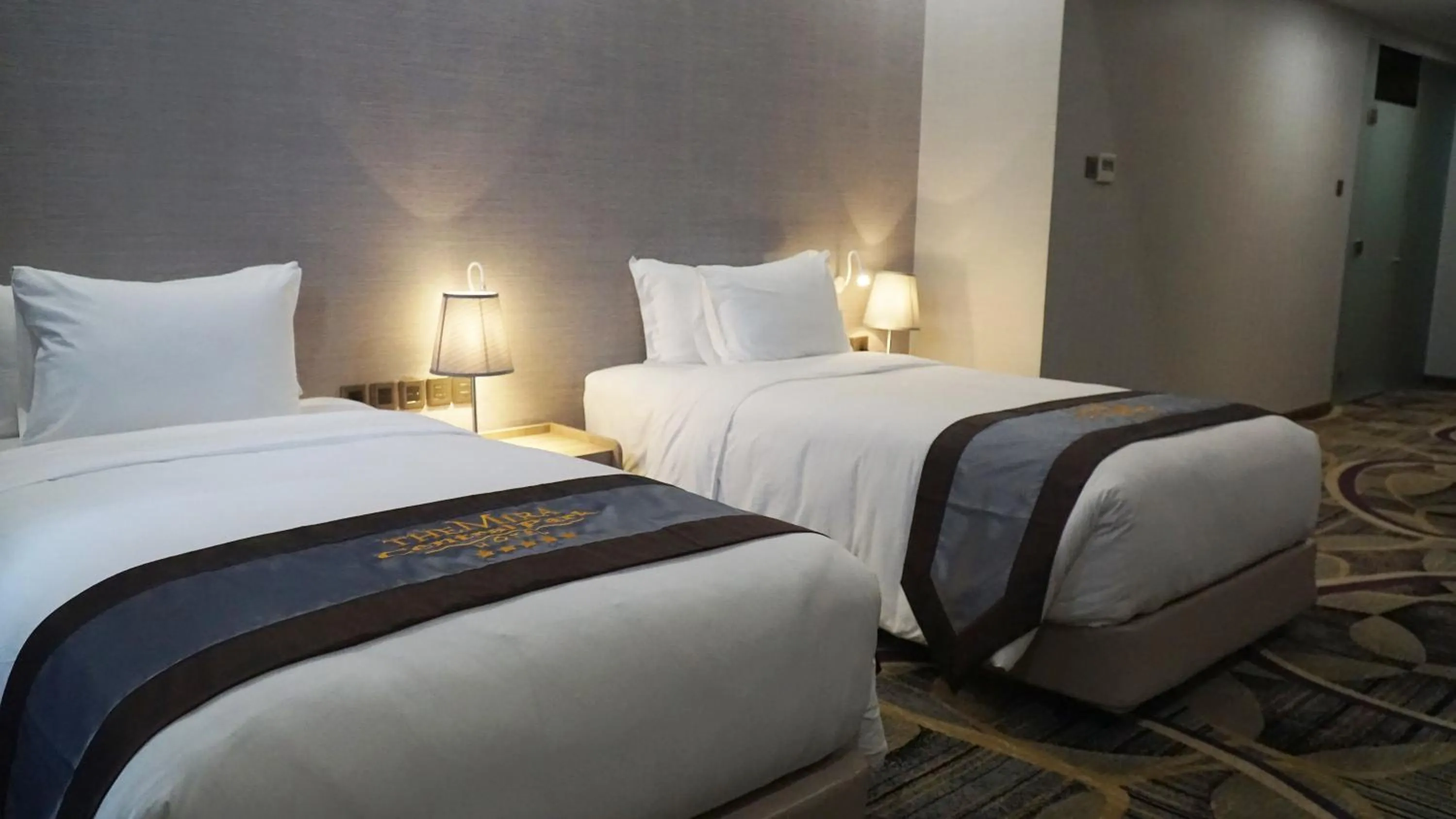 Bedroom, Bed in The Mira Central Park Hotel