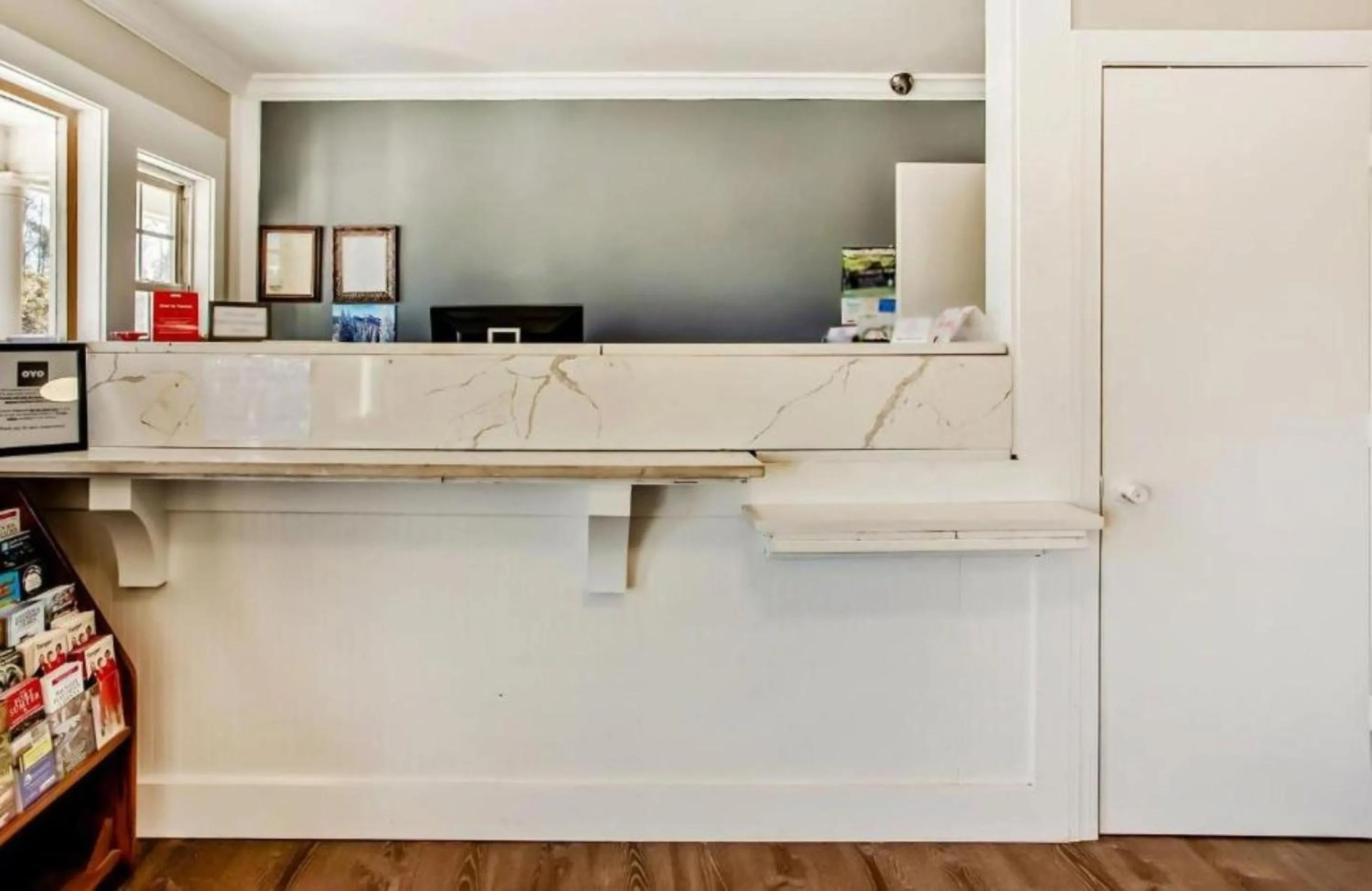 Lobby or reception in OYO Hotel Ridgeland East