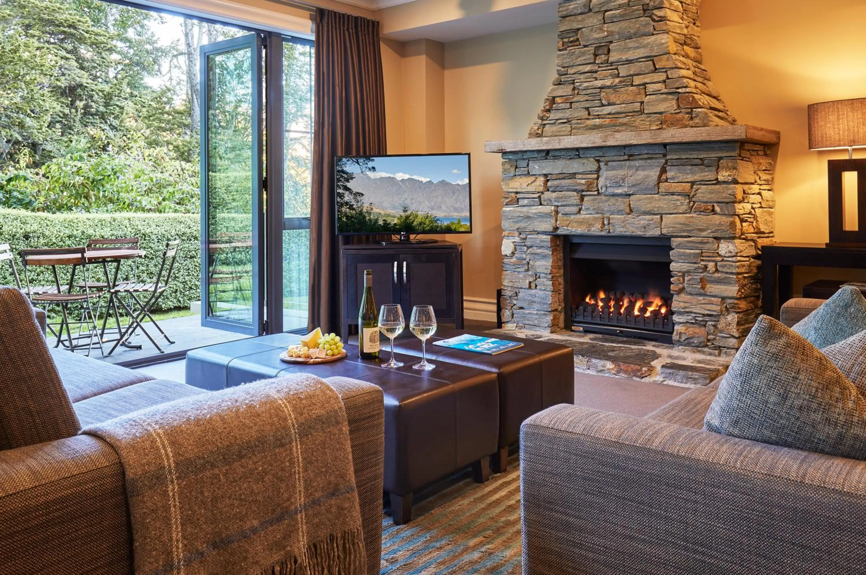 Three-Bedroom Villa with Alpine View in Platinum Queenstown