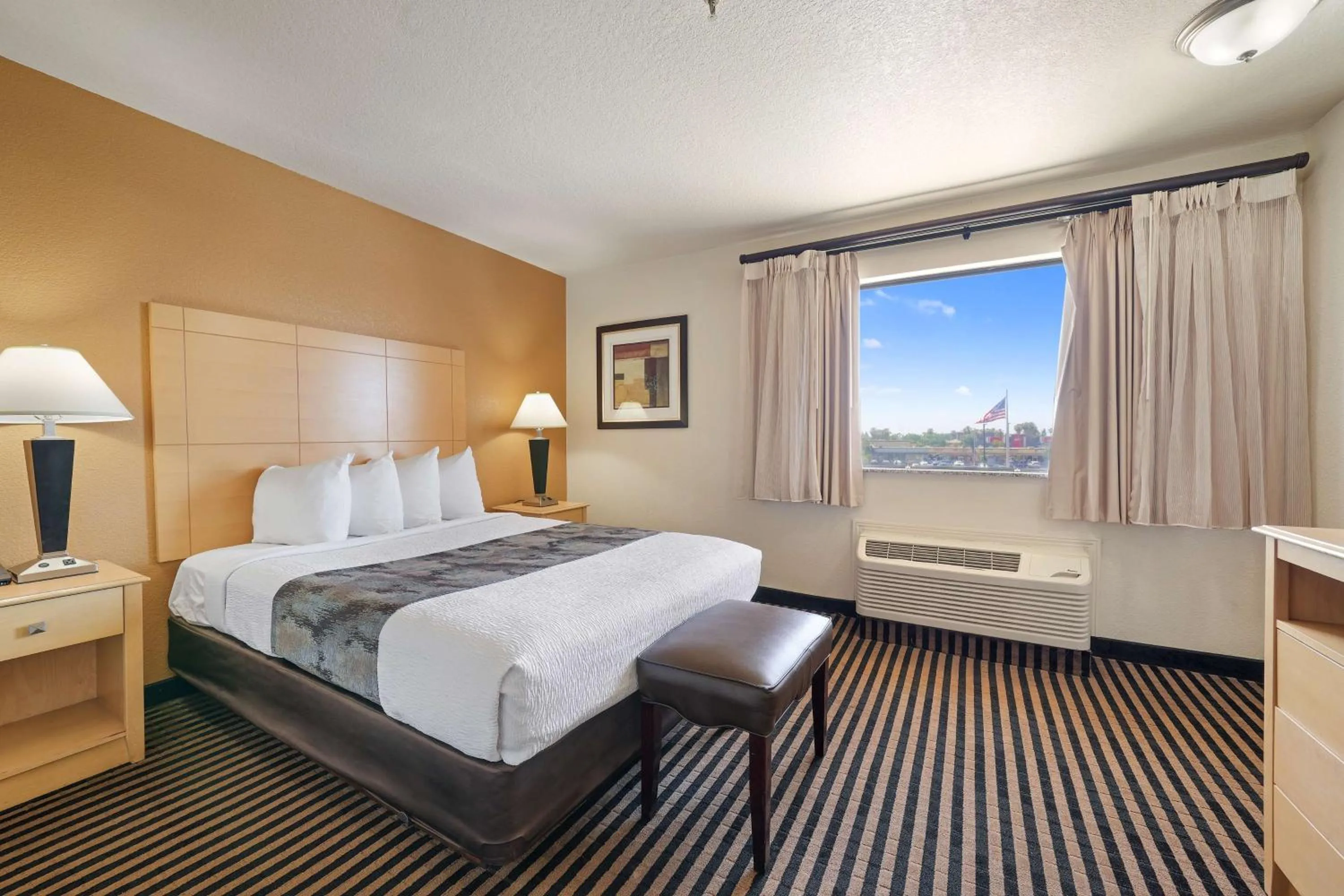 Bedroom, Bed in Best Western Plus Executive Inn & Suites