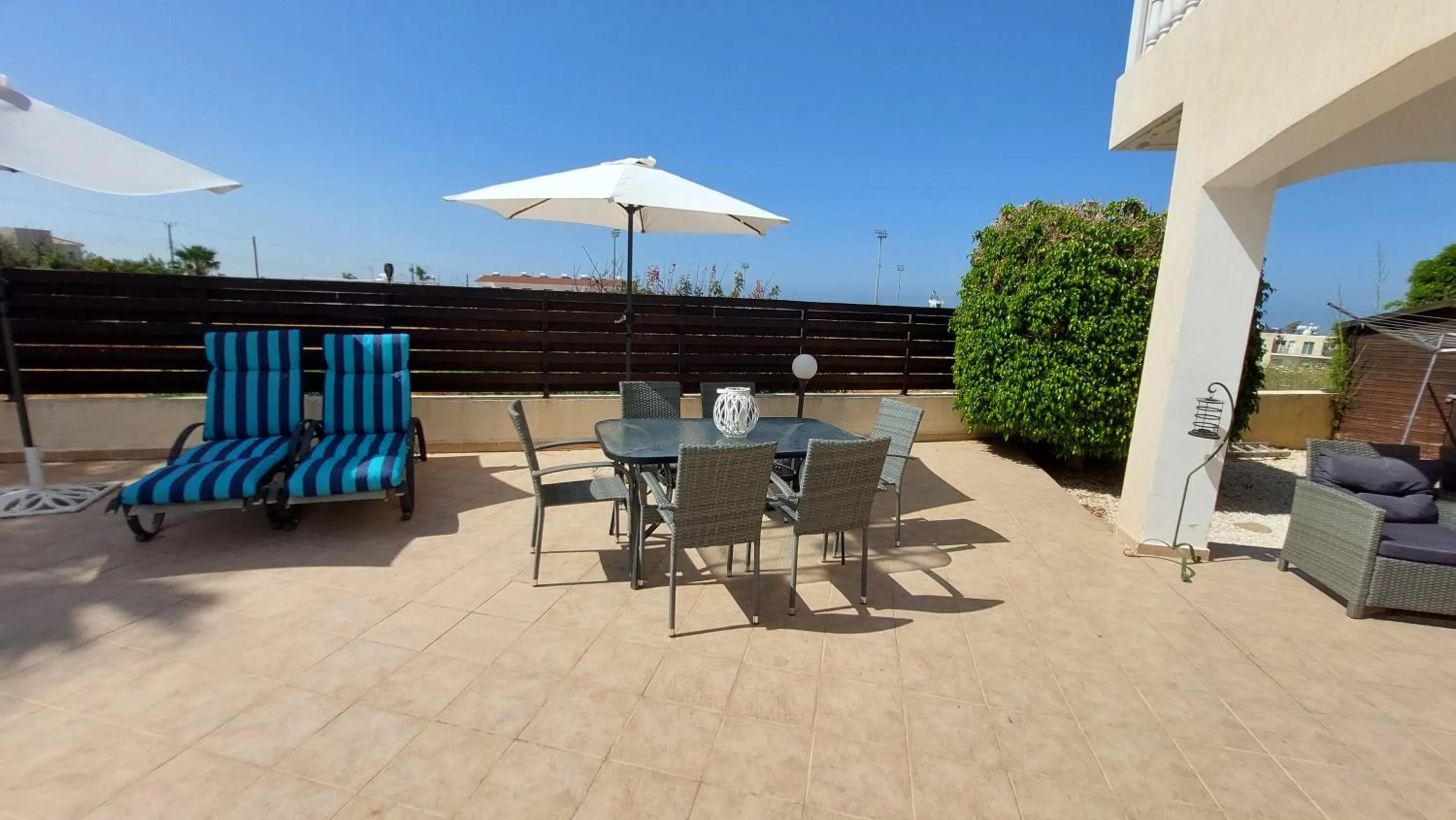 Patio in Villa Puccini: Luxury villa with private pool