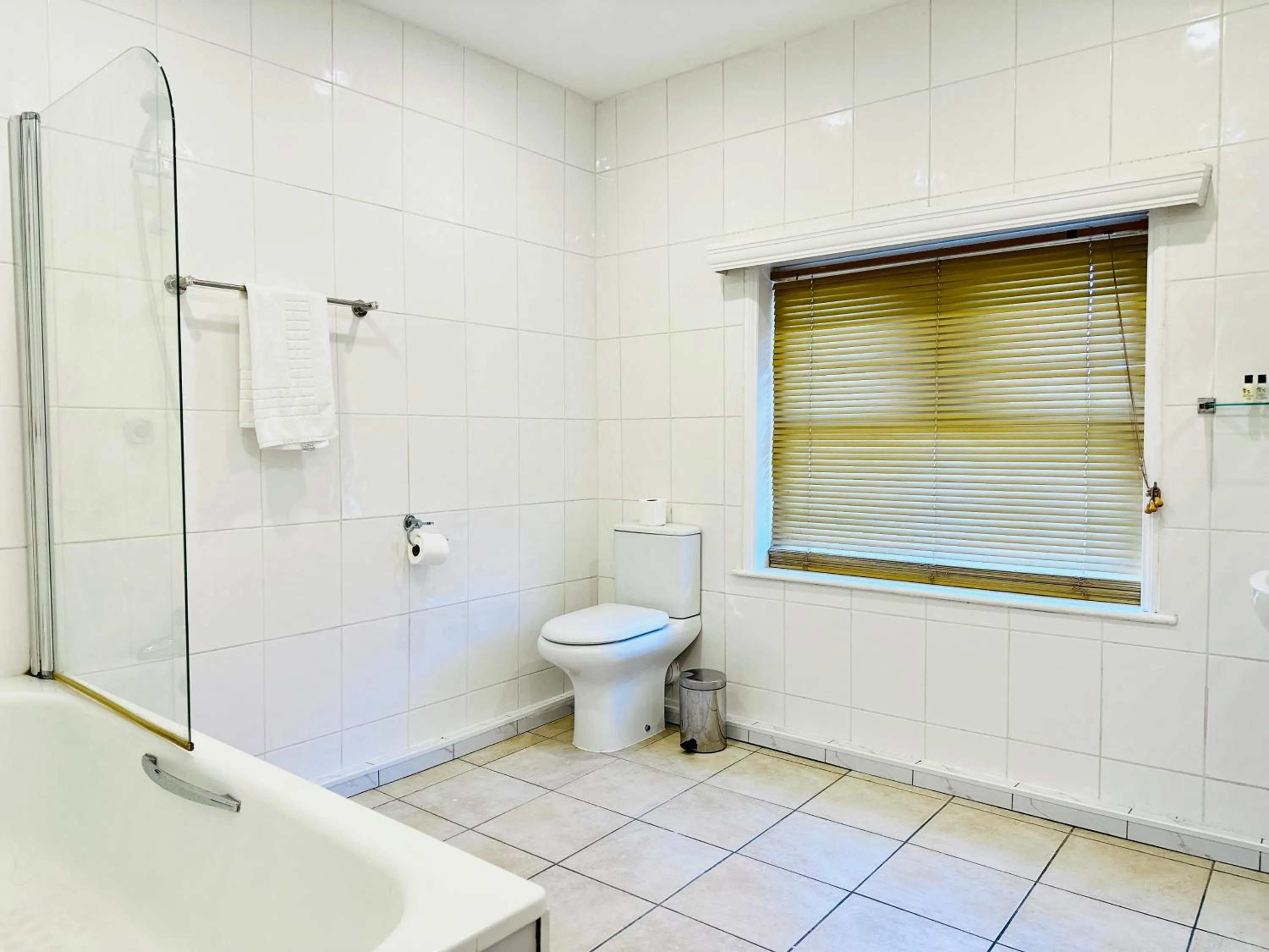 Bathroom in Crown Hotel - Stone, Near Stoke-On-Trent by OYO