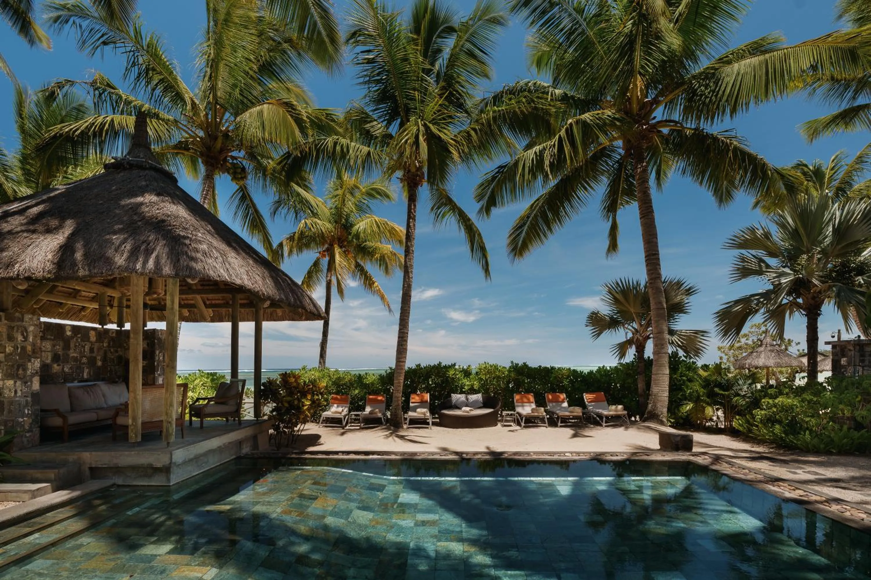 Swimming pool in Heritage Awali Golf & Spa Resort - All Inclusive