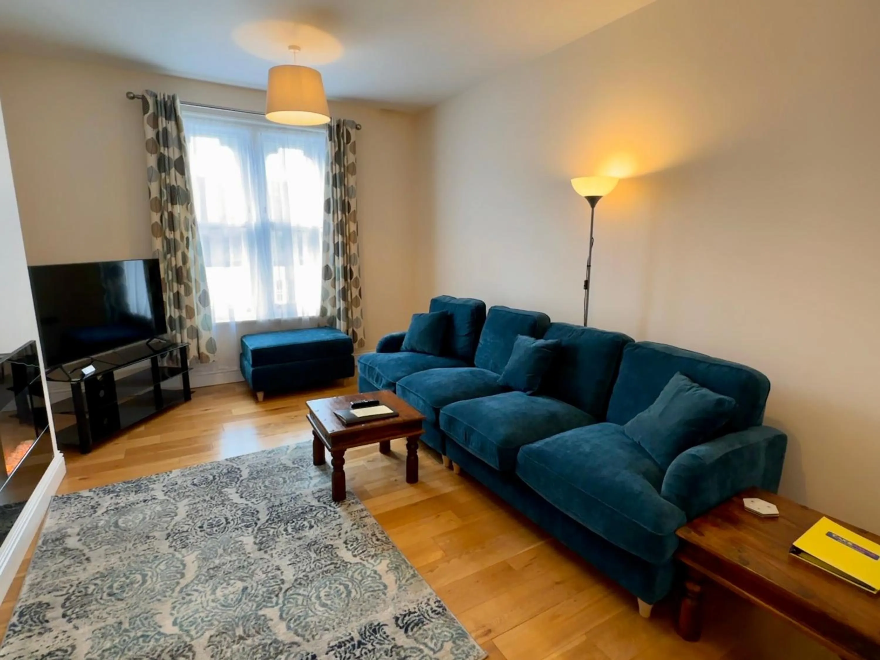 Living room in Spilman Hotel