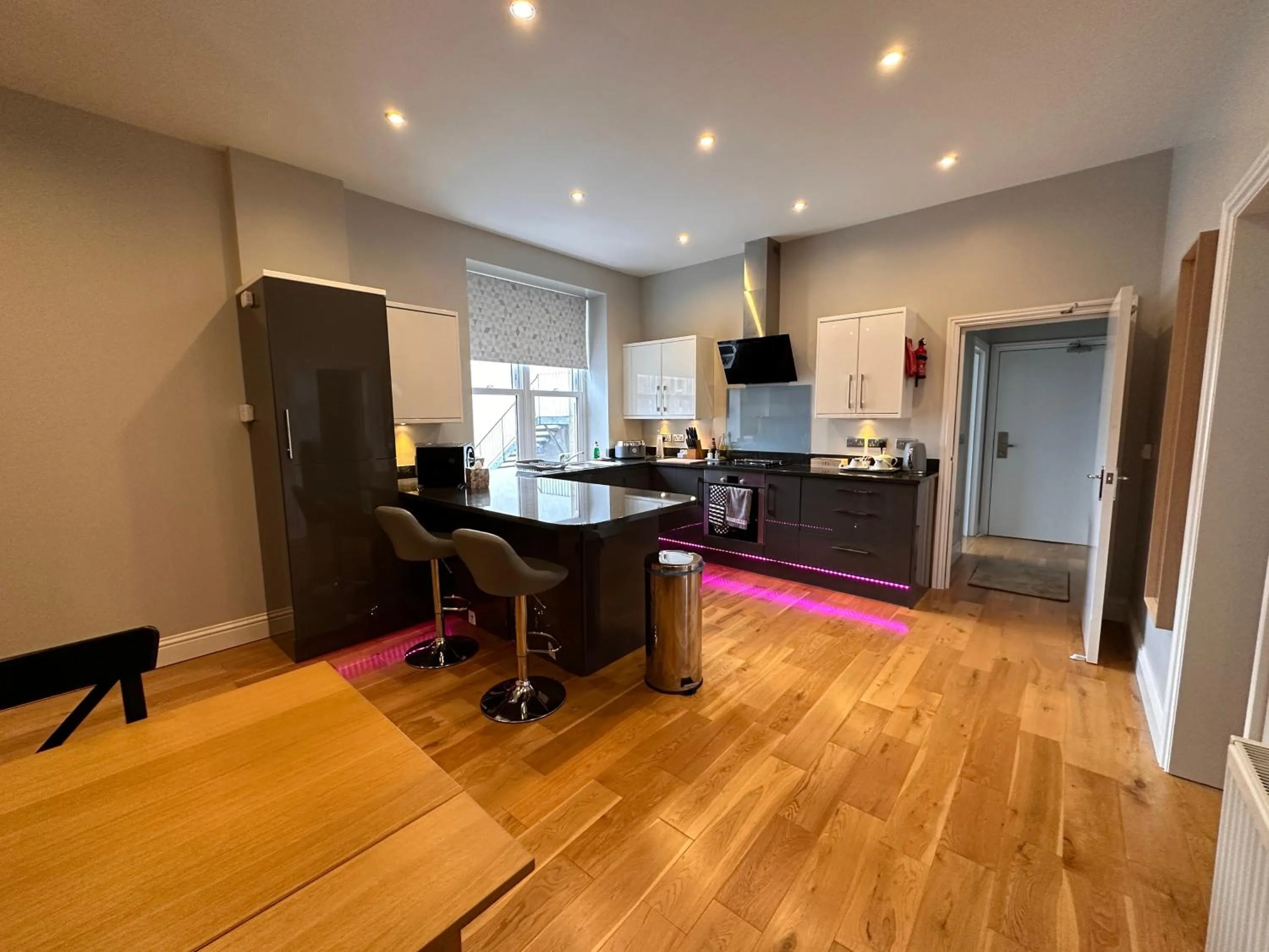 Kitchen or kitchenette in Spilman Hotel