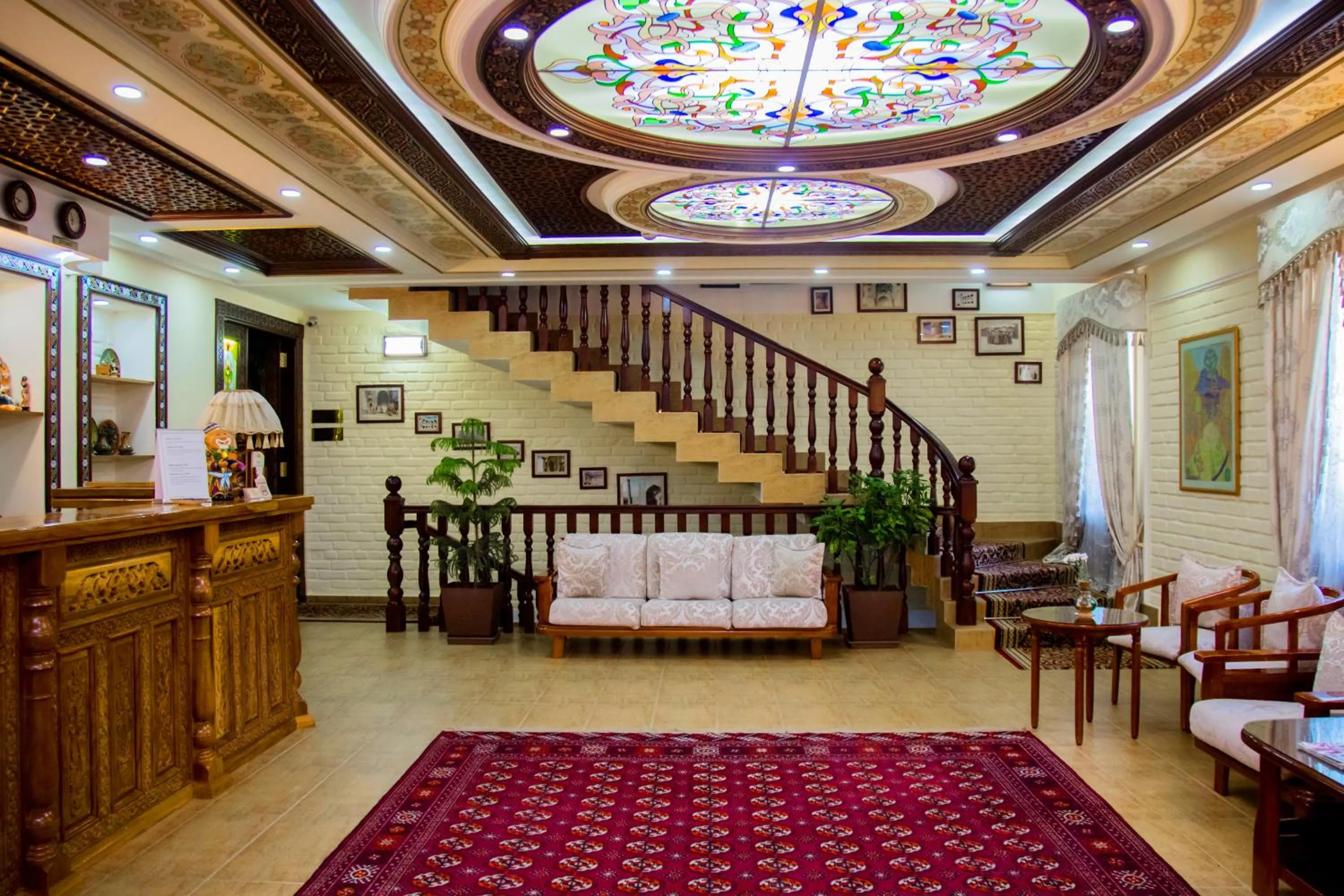 Seating area in Hotel Grand Samarkand Superior - B