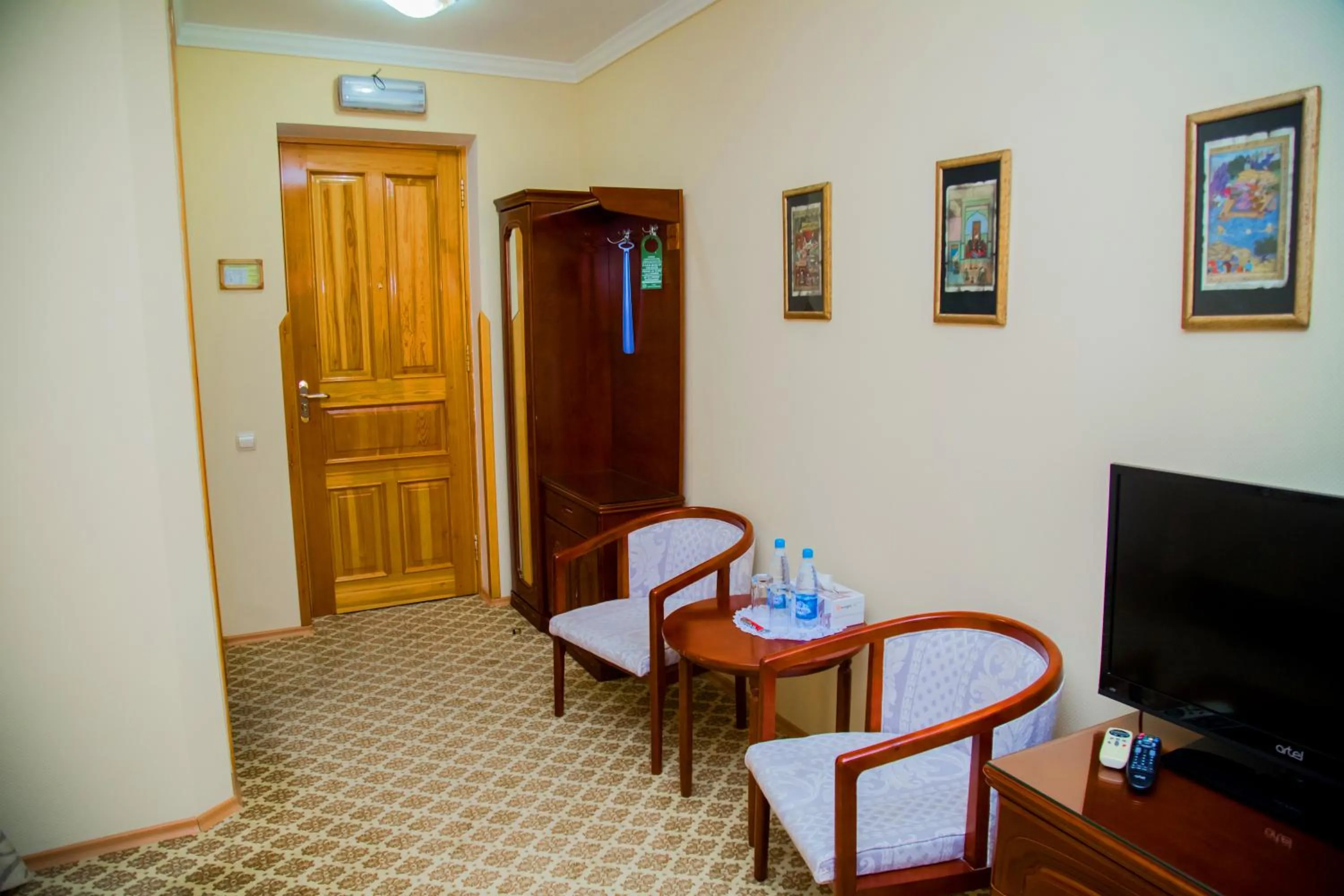 hair dresser in Hotel Grand Samarkand Superior - B