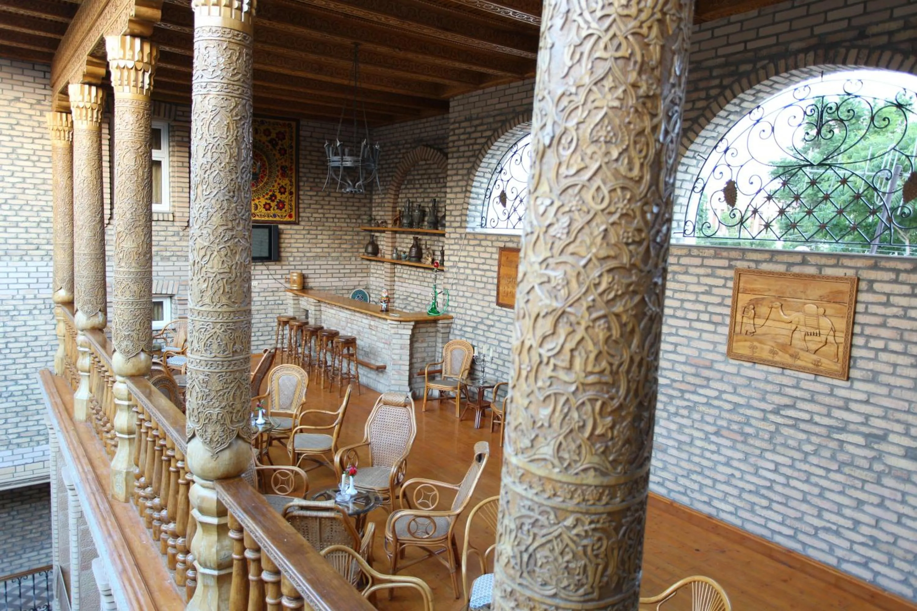 Restaurant/places to eat in Hotel Grand Samarkand Superior - B
