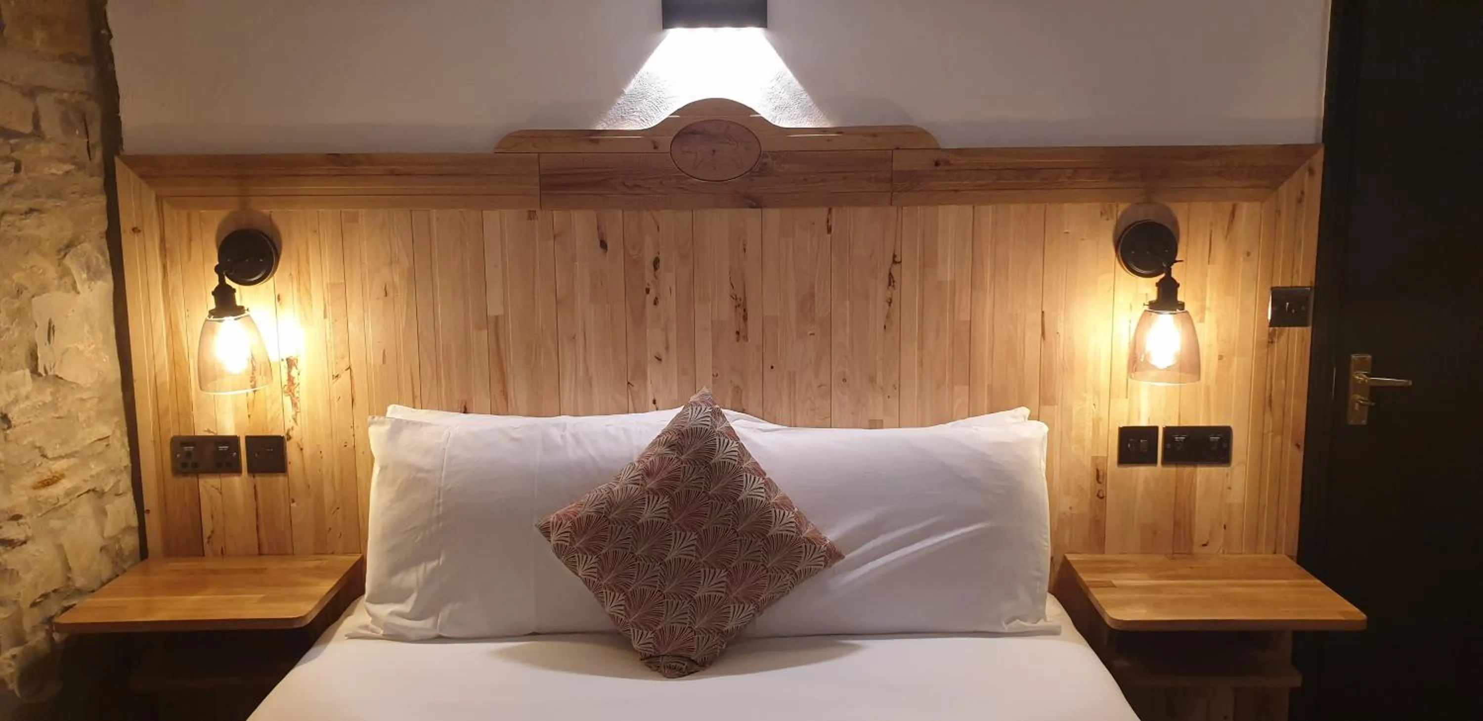 Bedroom, Bed in The Blue Boar - Historic Country Inn near Stratford-upon-Avon