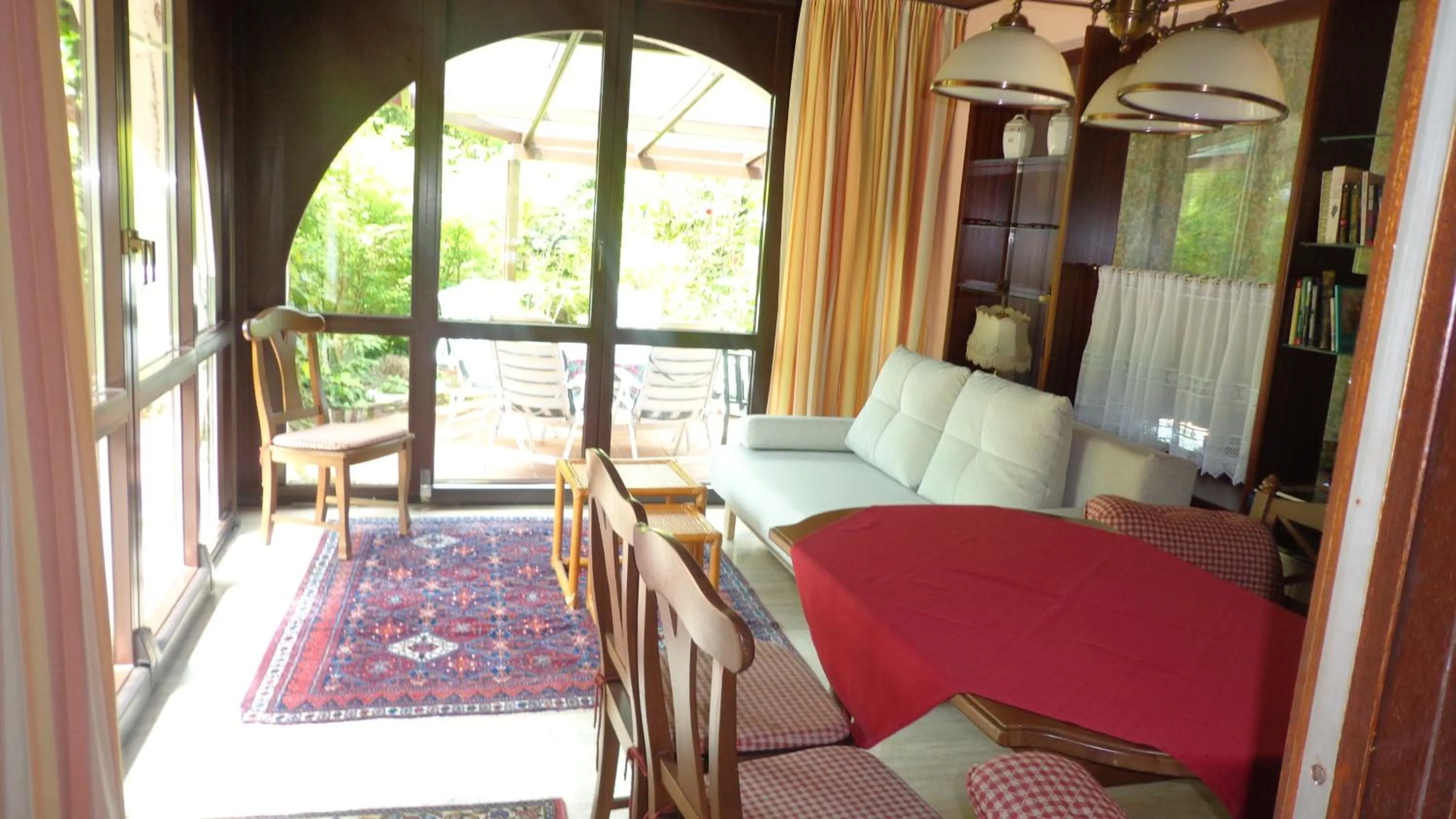 Seating area in Hotel Restaurant - Häuserl im Wald Graz