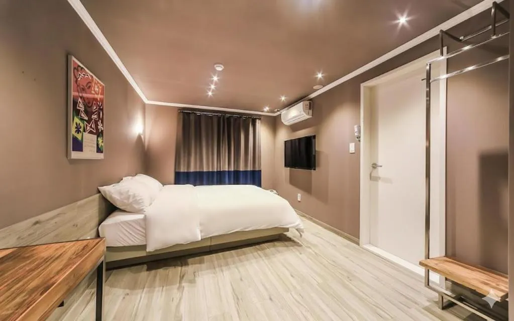 Bed in 틴토 호텔 부산역 Tinto Hotel Busan Station