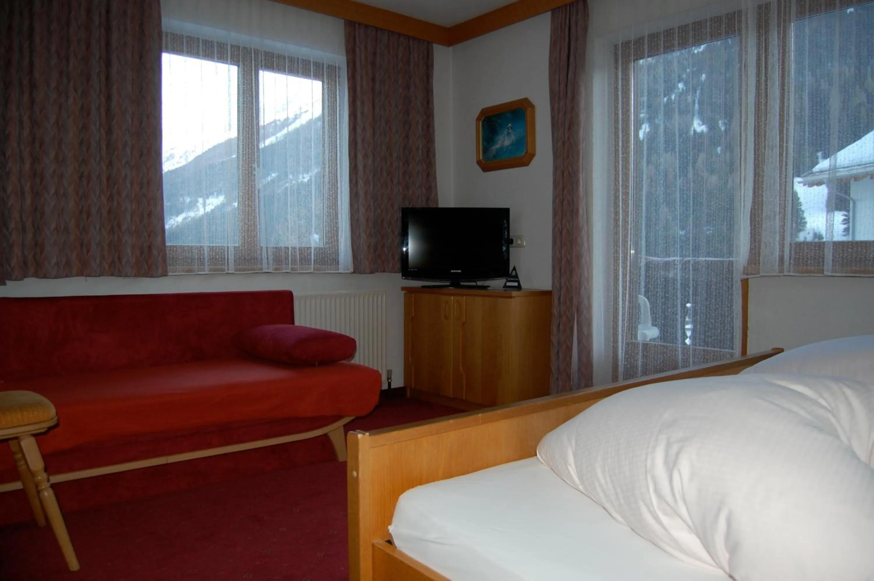 Day, Bed in Haus Oberland