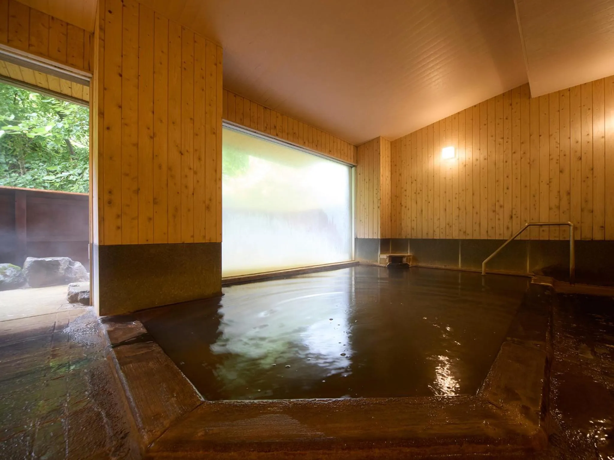 Hot Spring Bath in Hotel Kameya