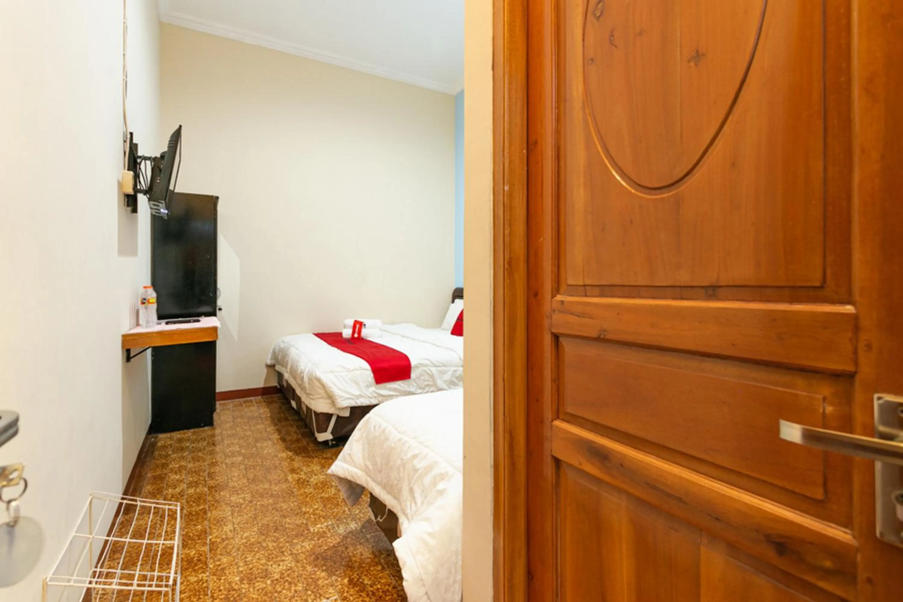 Bed in RedDoorz Syariah @ Sakinah Guesthouse