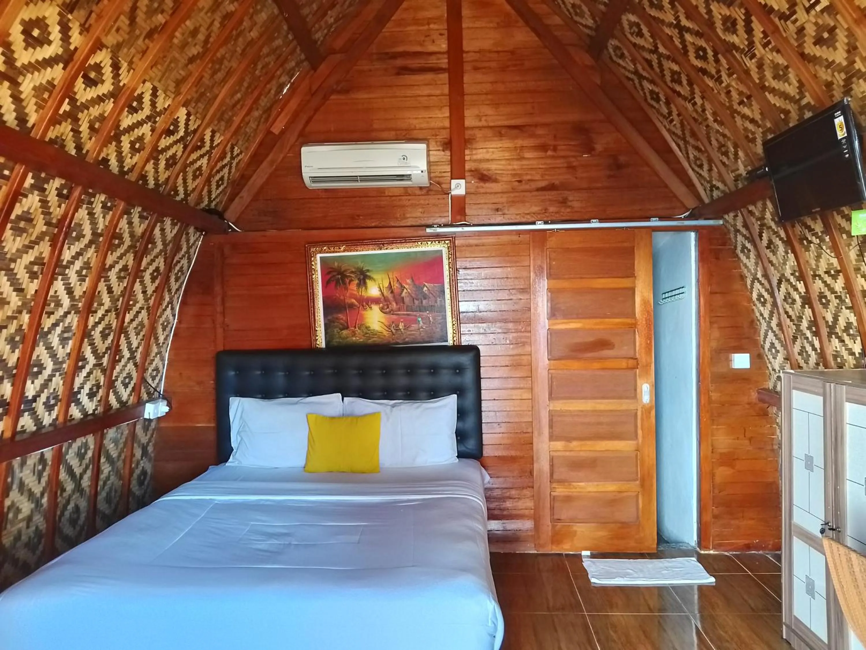 Bed in Road Beach Homestay