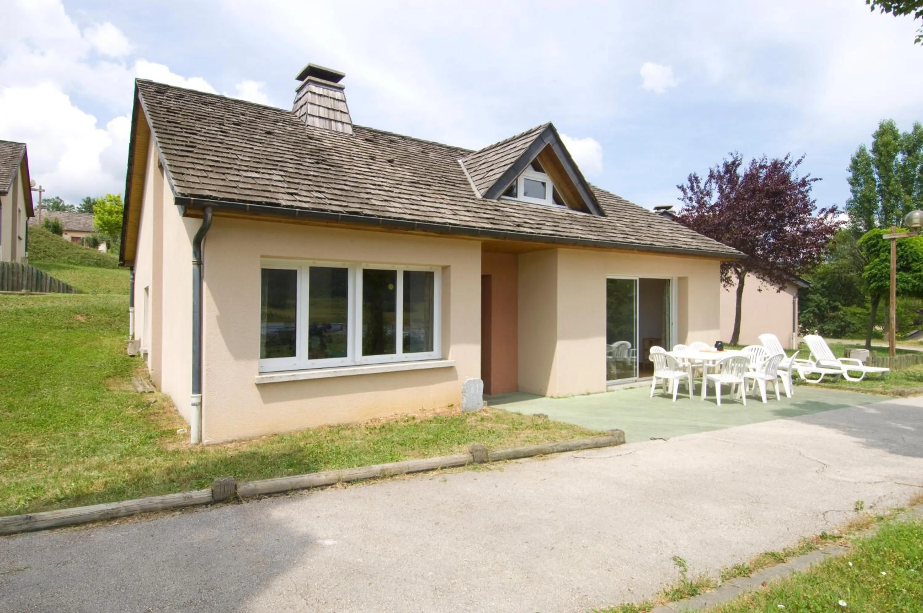 Patio in Village de Gites le Colombier