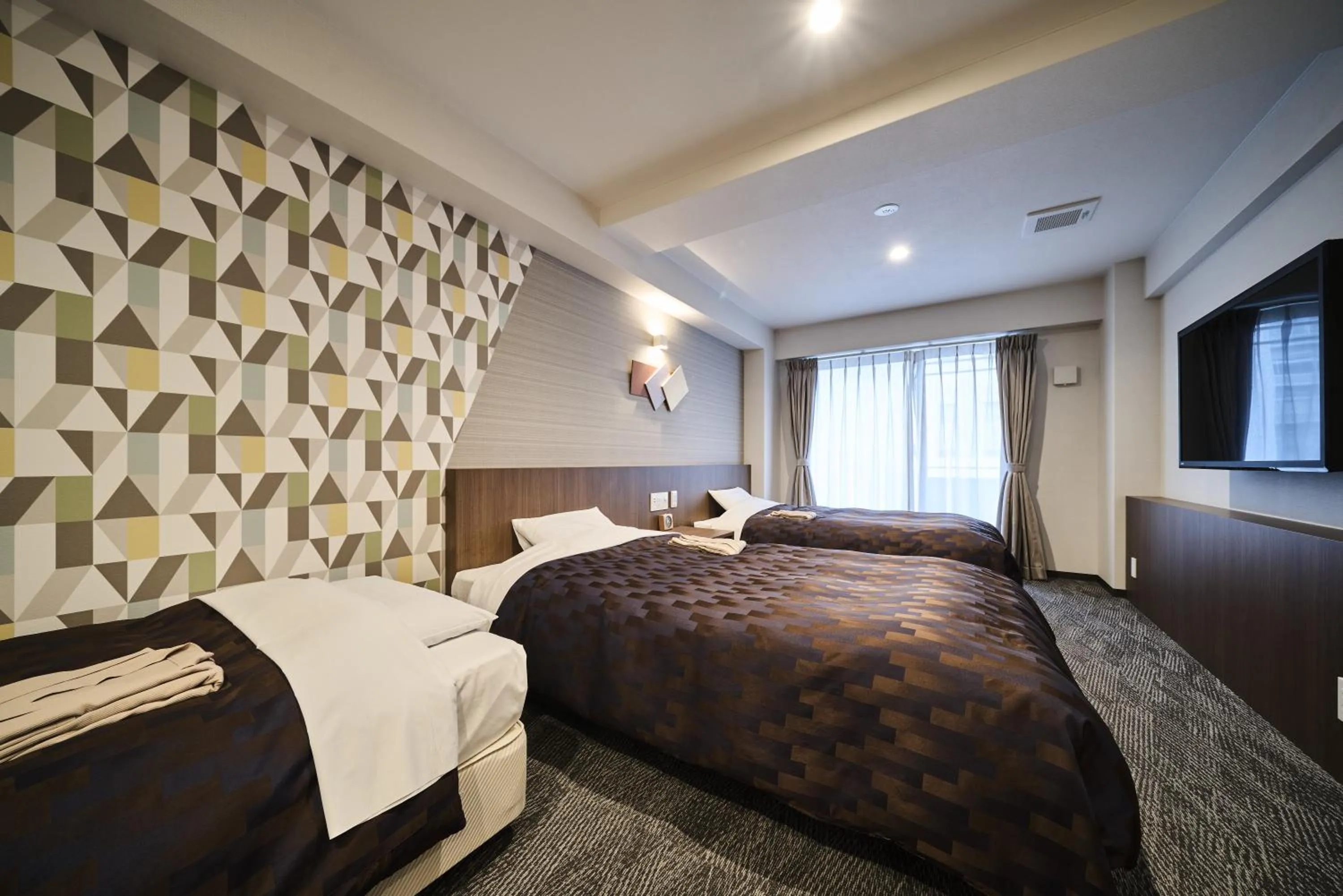 Bed in Kyoto Daiichi Hotel