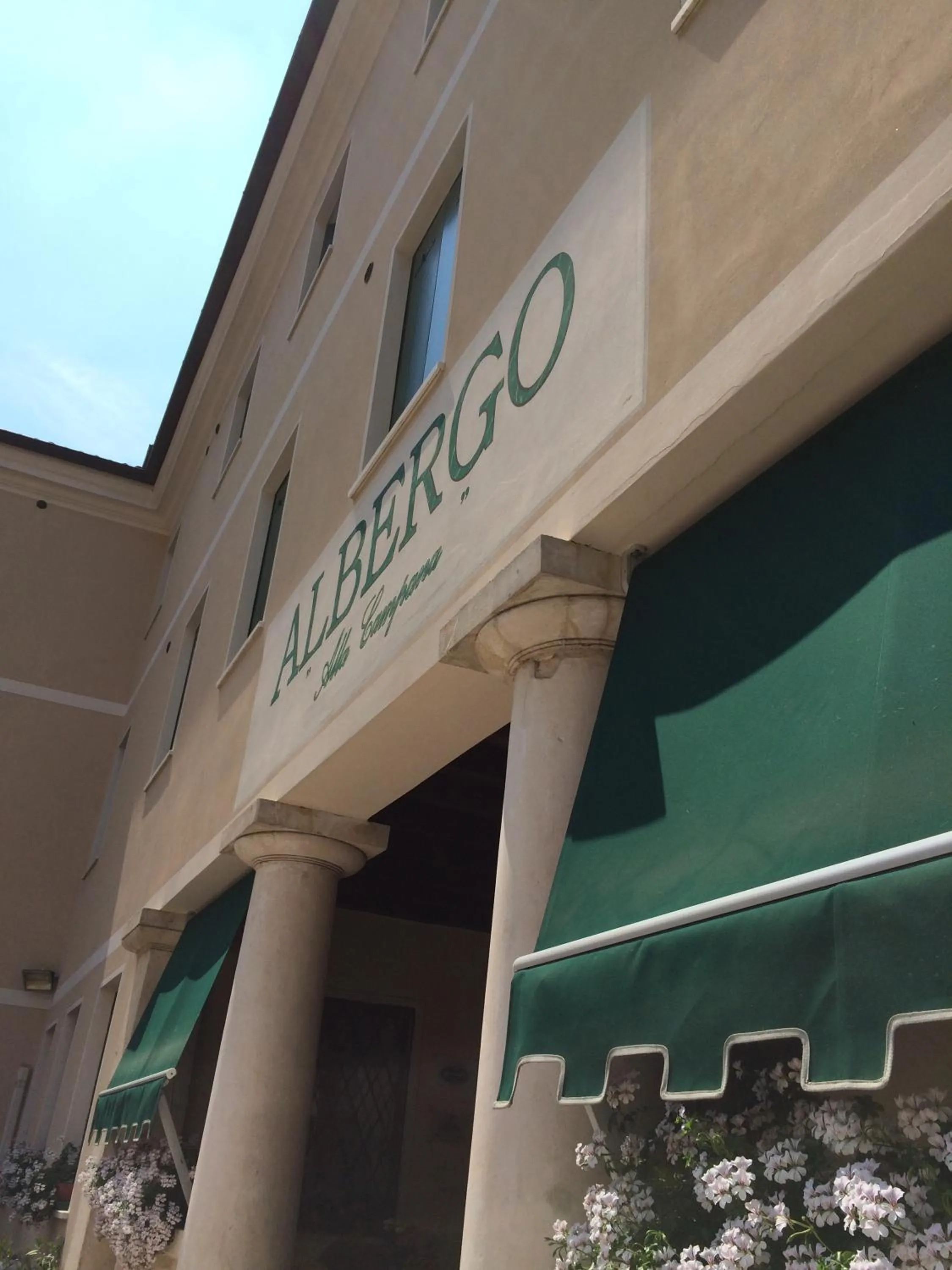 Property building in Albergo Alla Campana