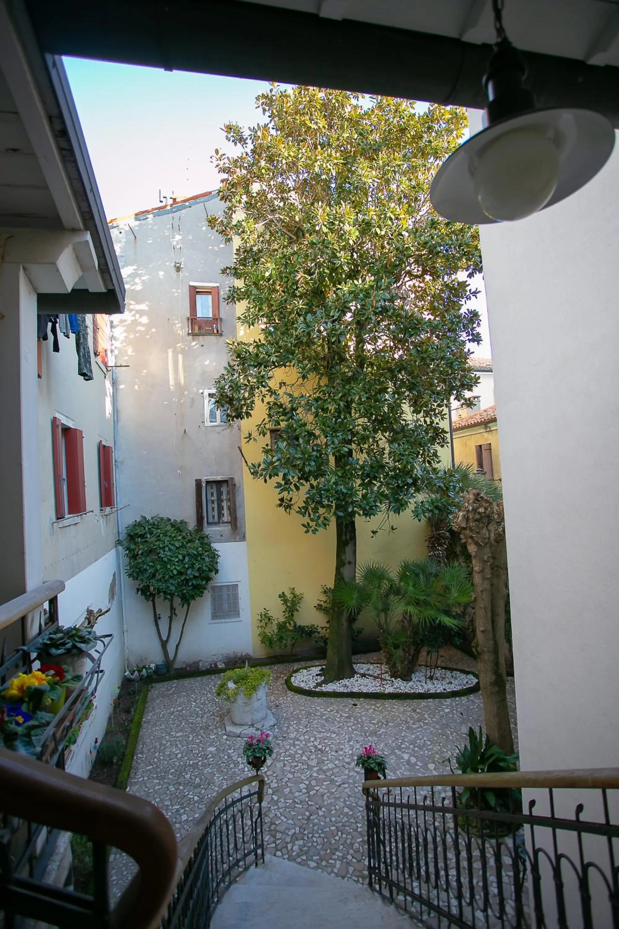 Garden view in B&B La Corte