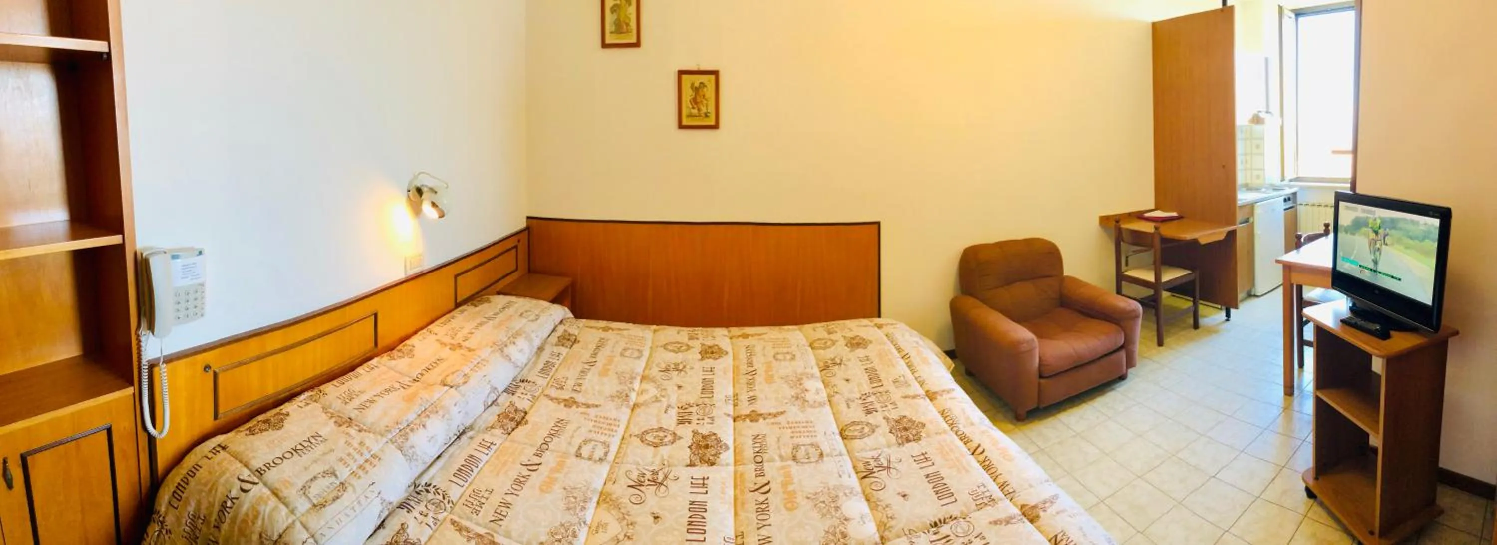 Bed in Residence Signa