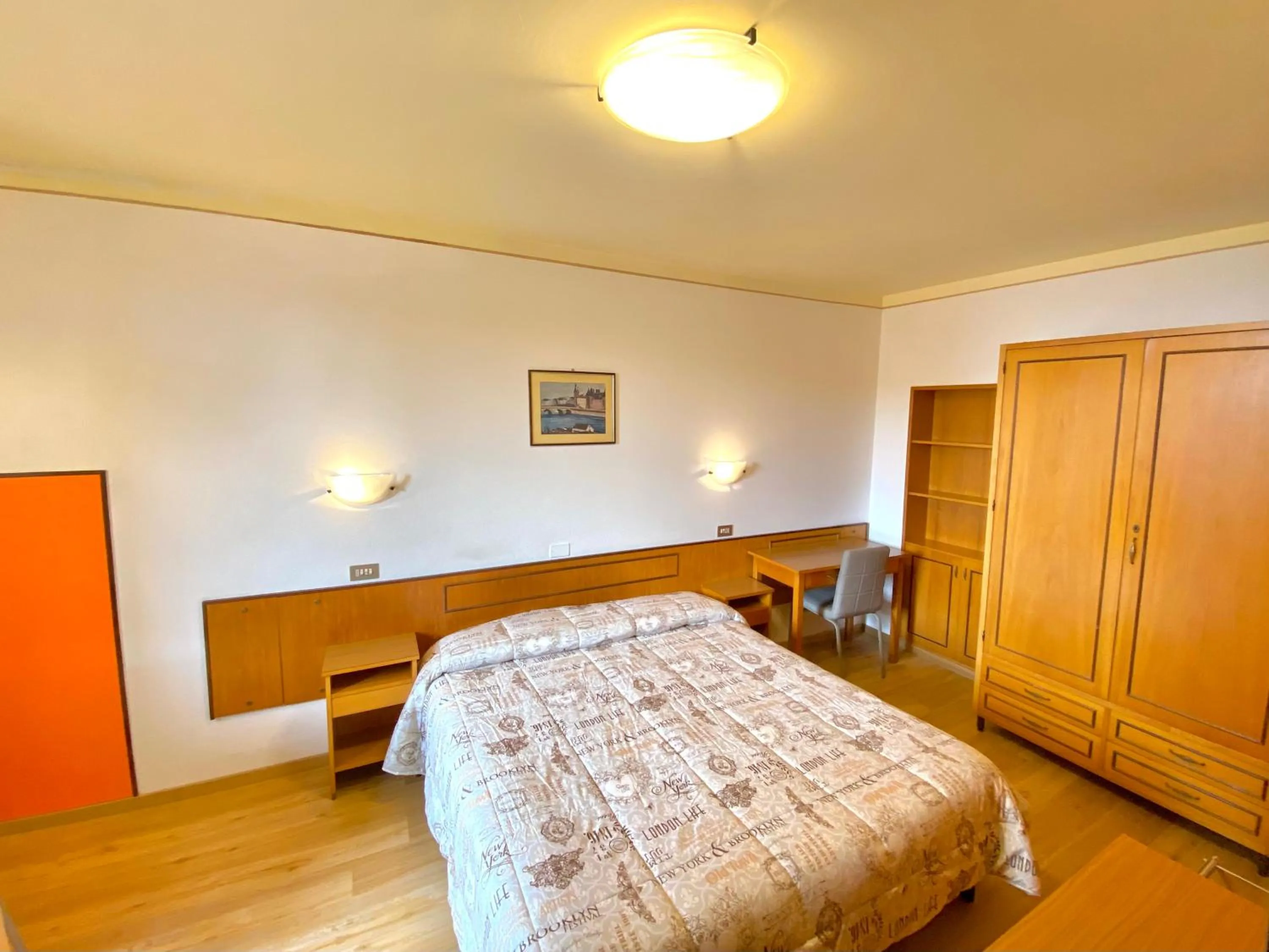 Bed in Residence Signa