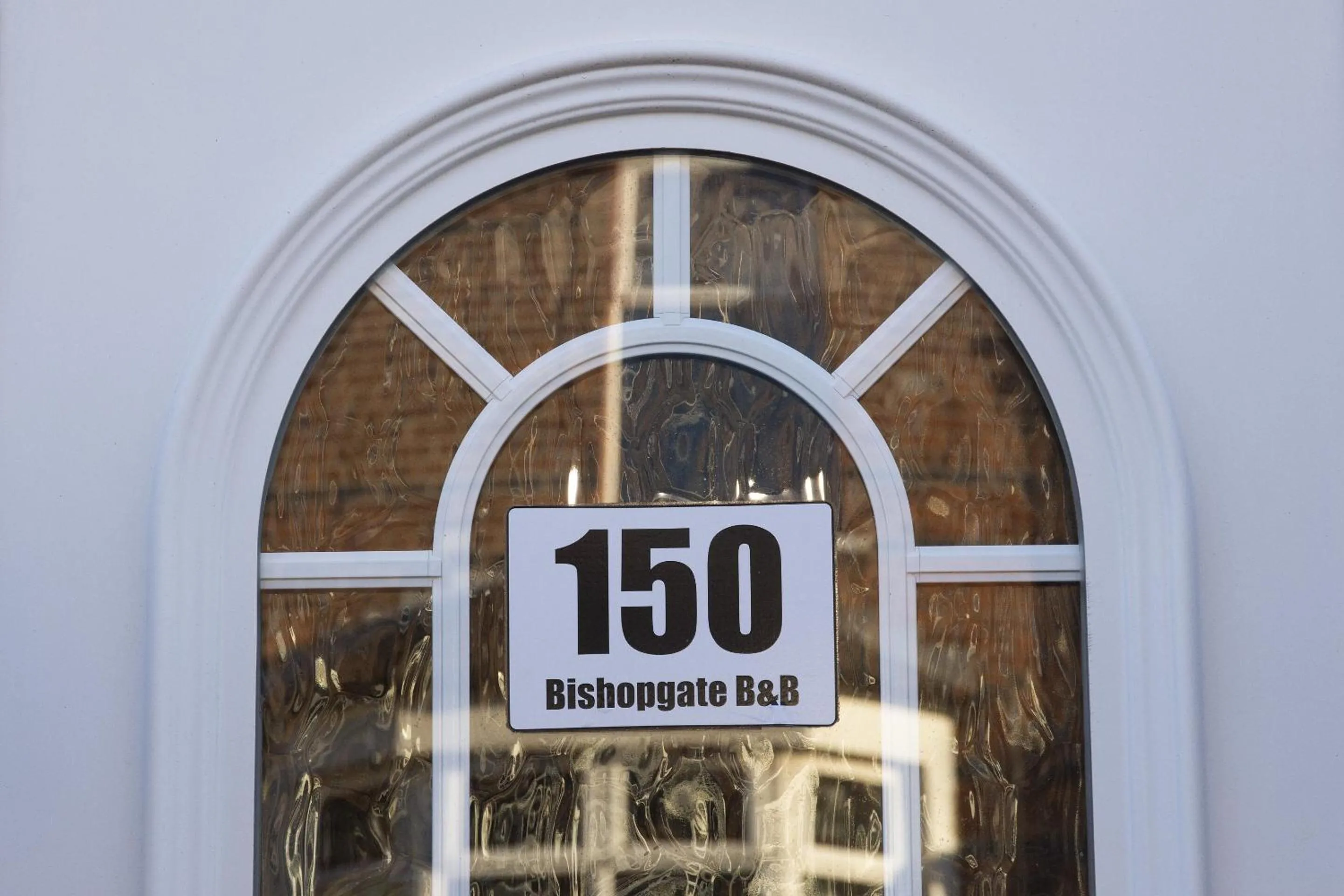 Facade/entrance in bishop gate bnb